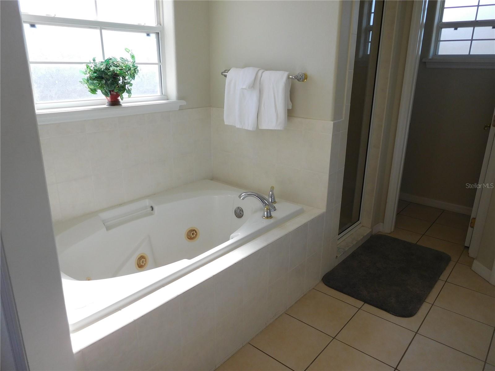 Image 26 of 47 For 422 Vista Drive