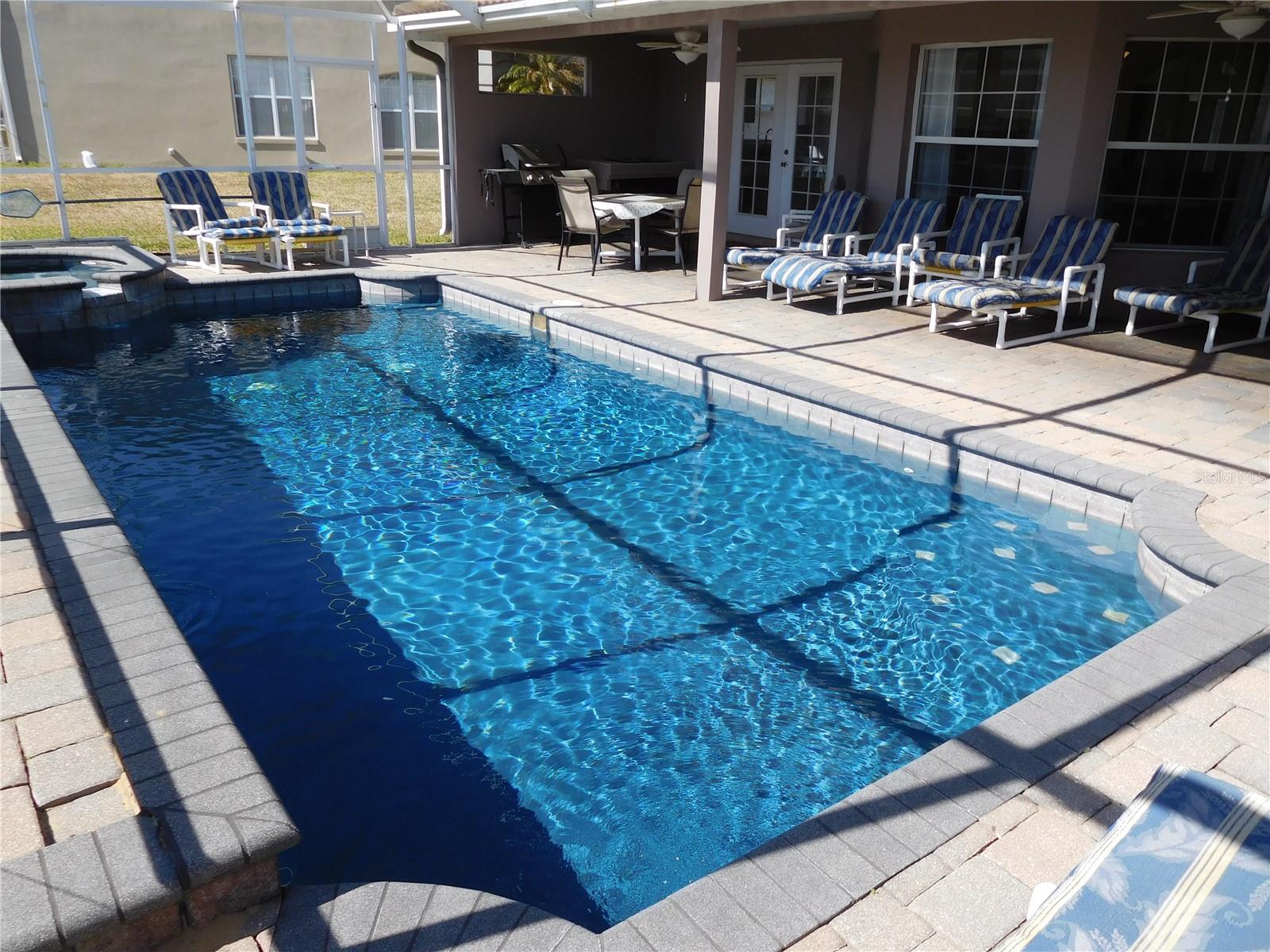 Image 39 of 47 For 422 Vista Drive