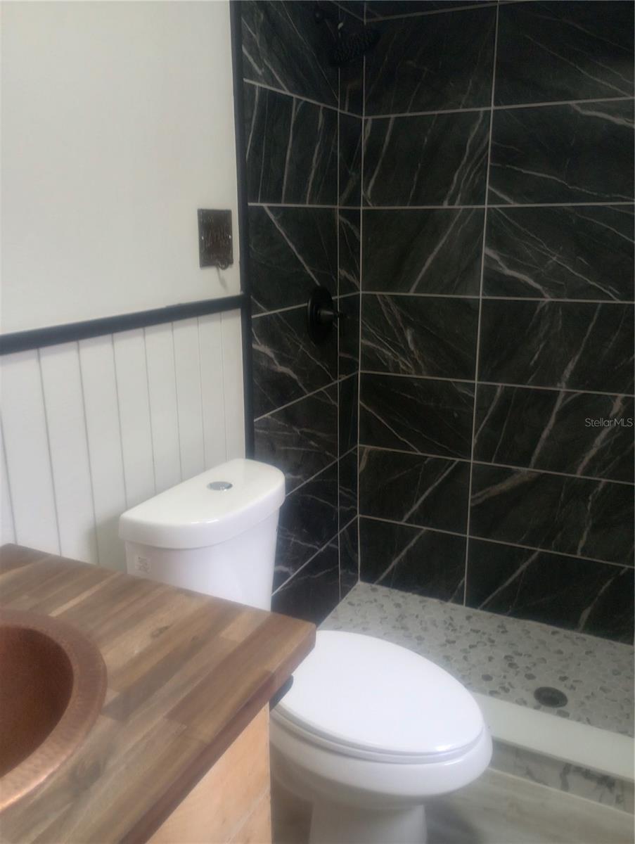 Image 13 of 31 For 12315 Margaret Terrace