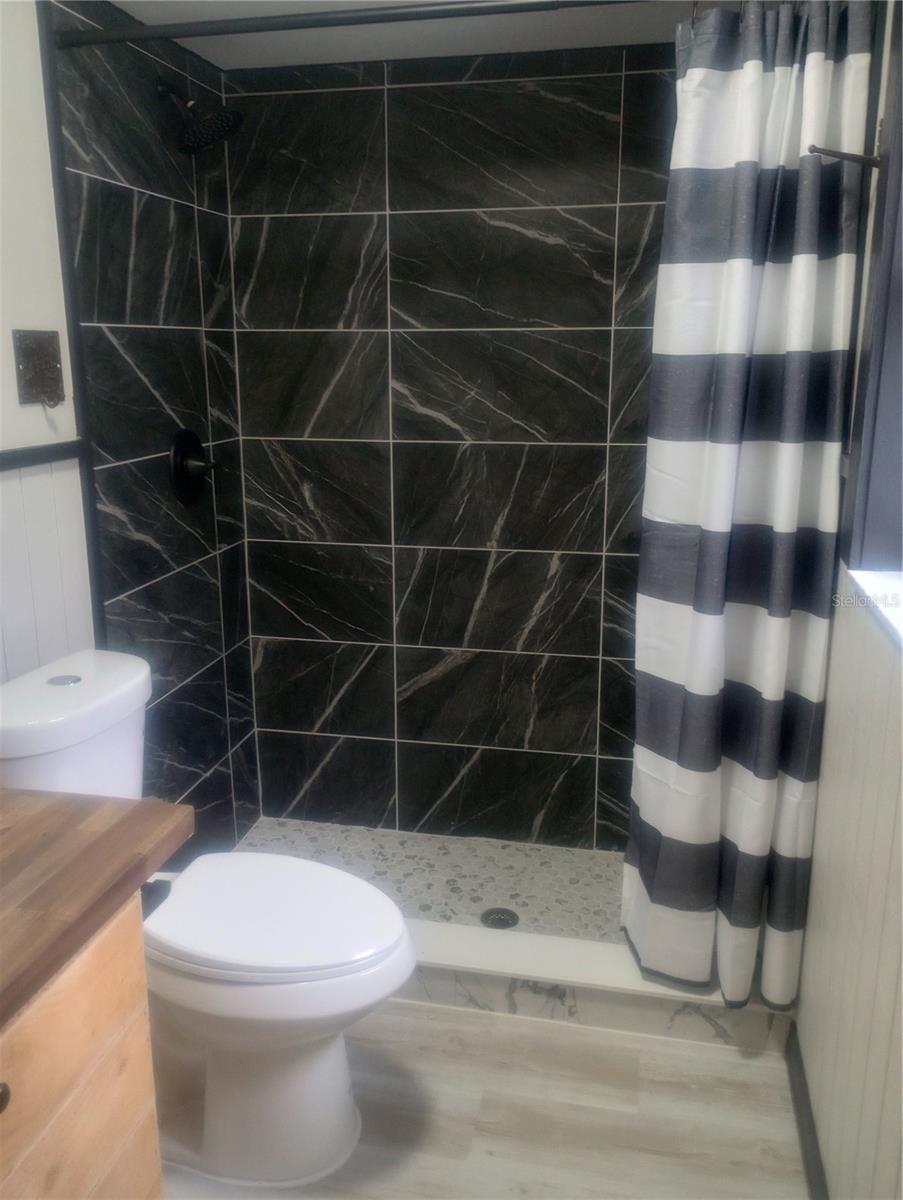 Image 14 of 31 For 12315 Margaret Terrace