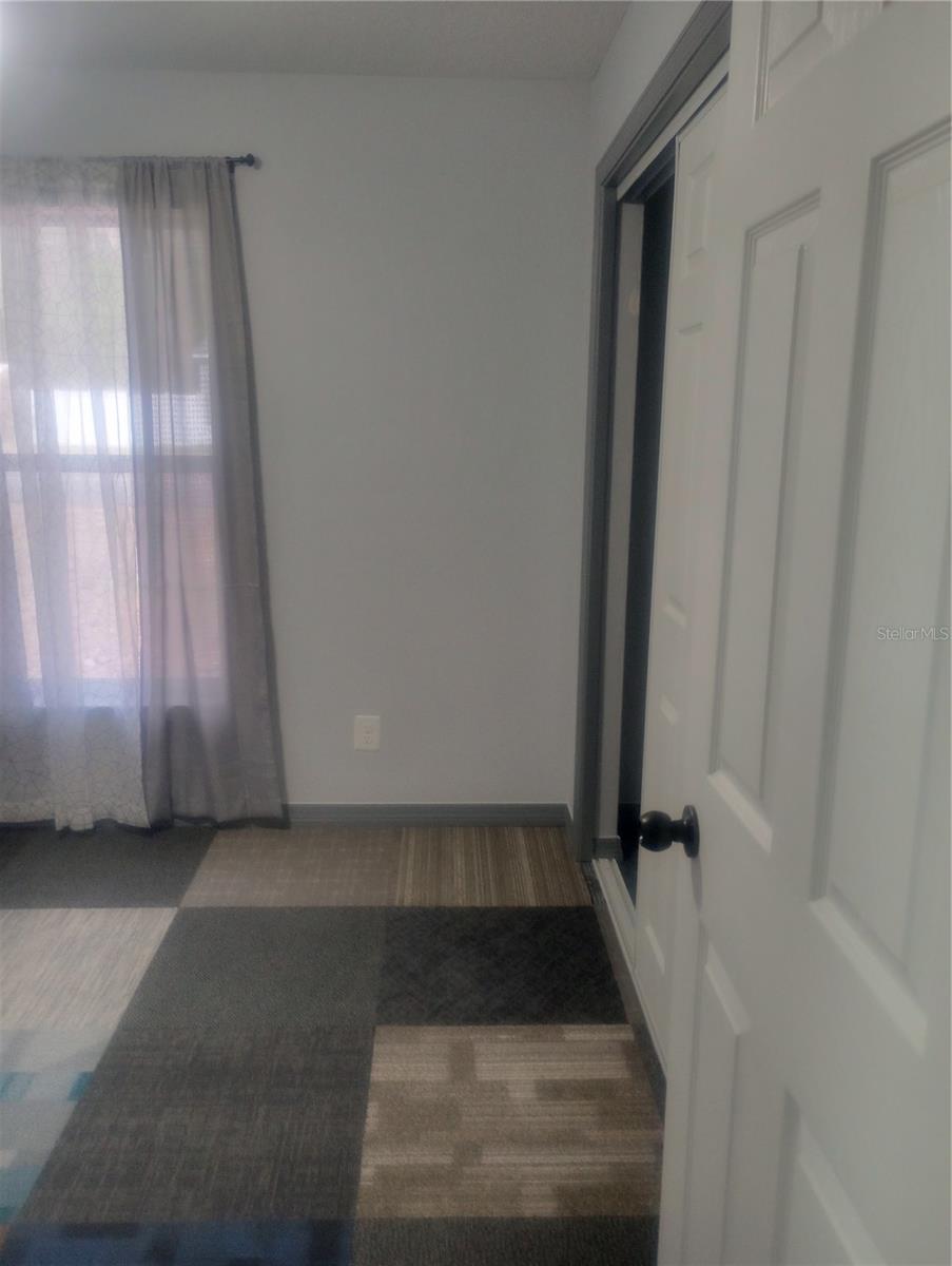 Image 20 of 31 For 12315 Margaret Terrace