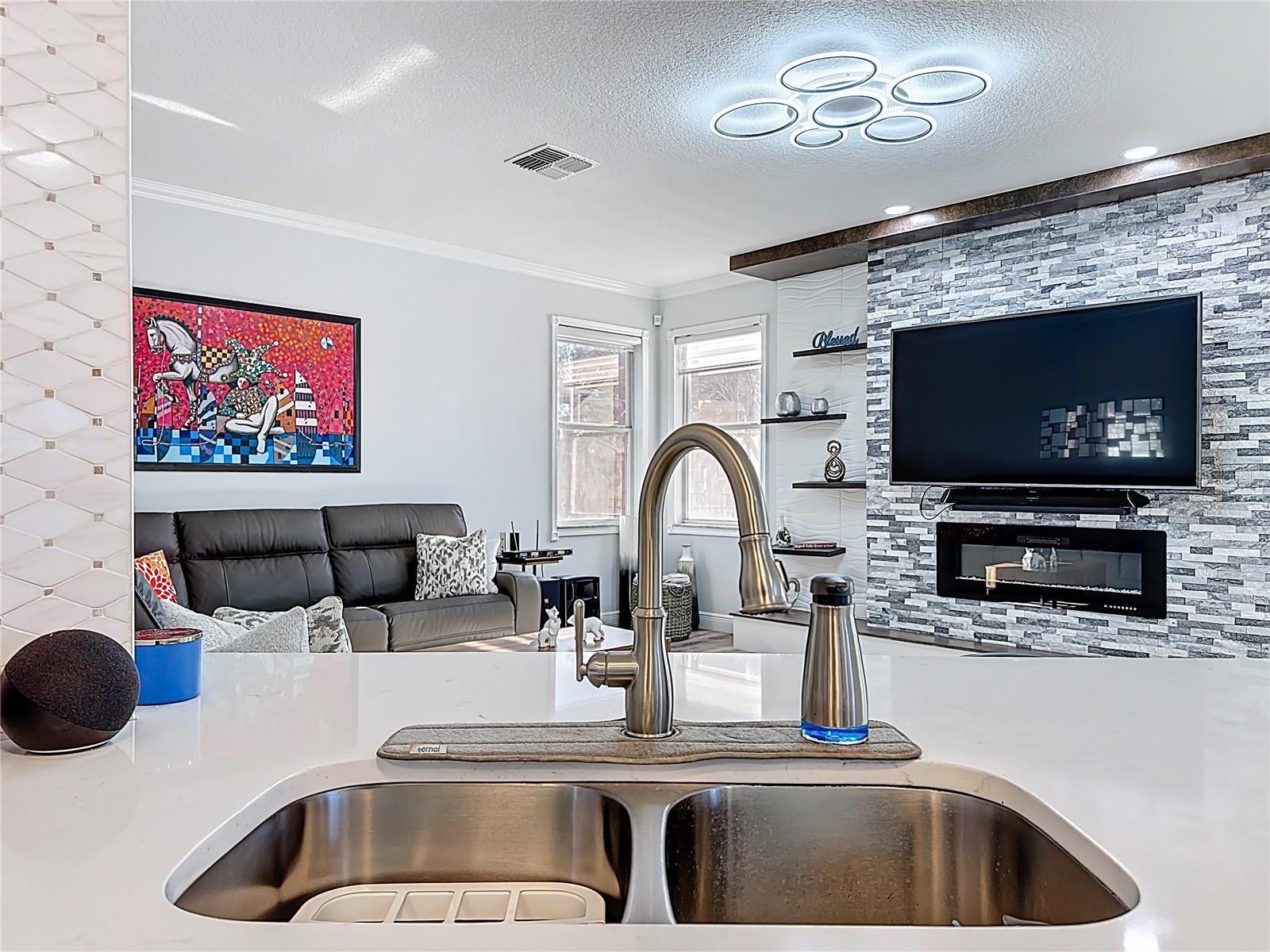 Image 24 of 82 For 14376 Lord Barclay Drive