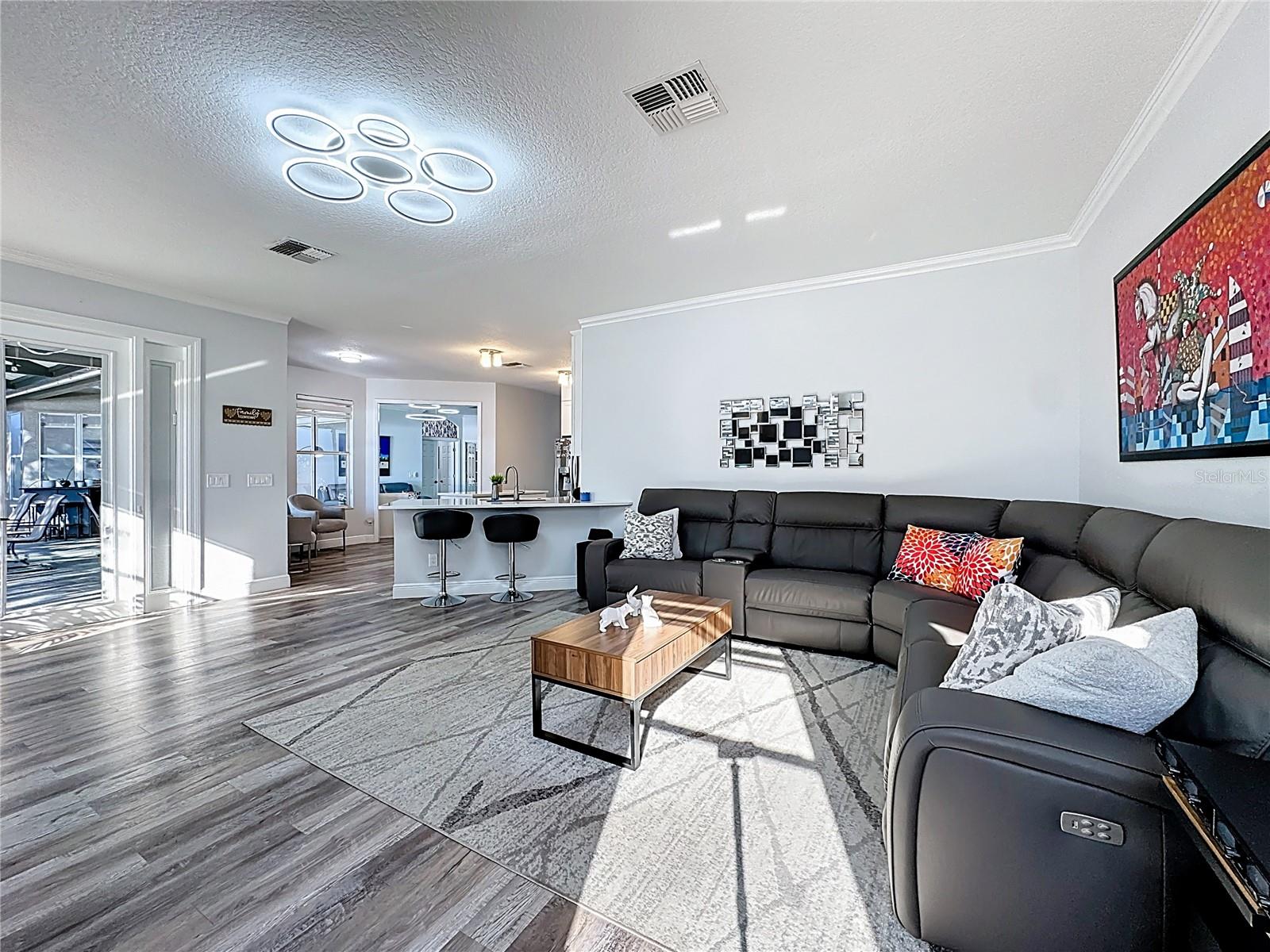 Image 28 of 82 For 14376 Lord Barclay Drive