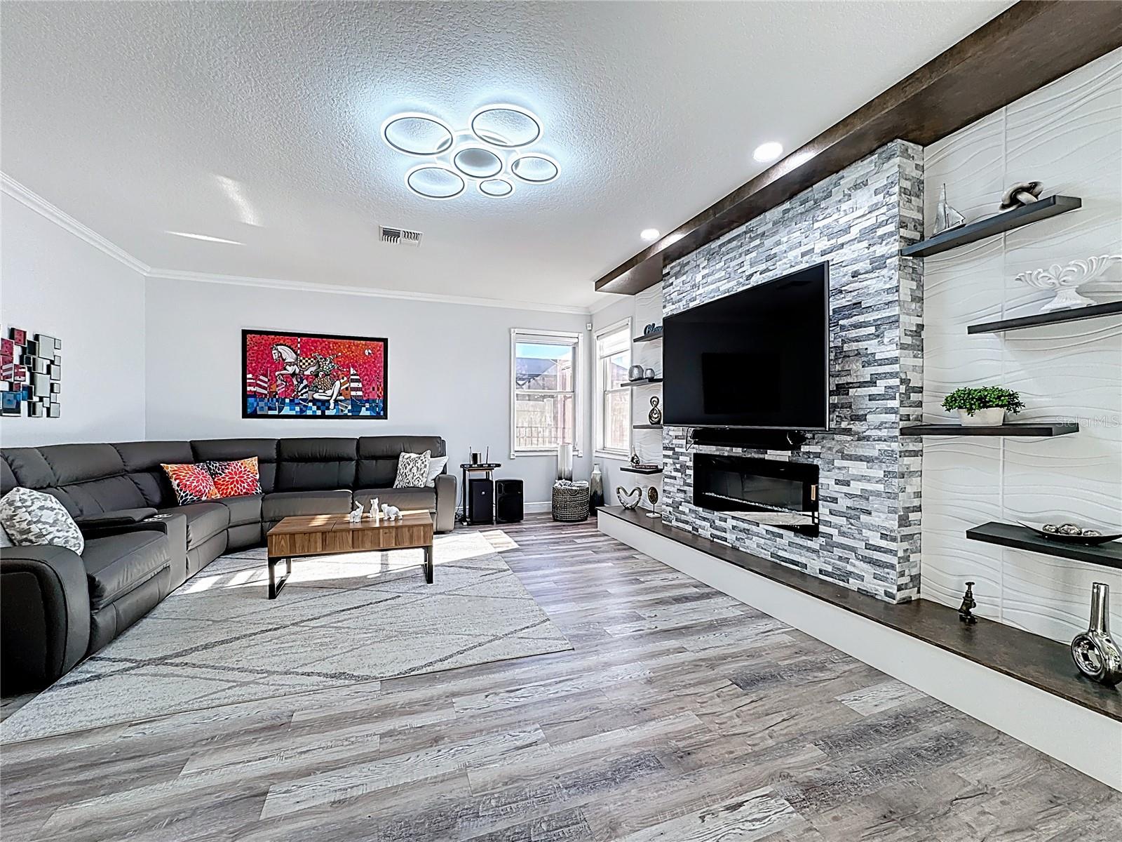 Image 30 of 82 For 14376 Lord Barclay Drive