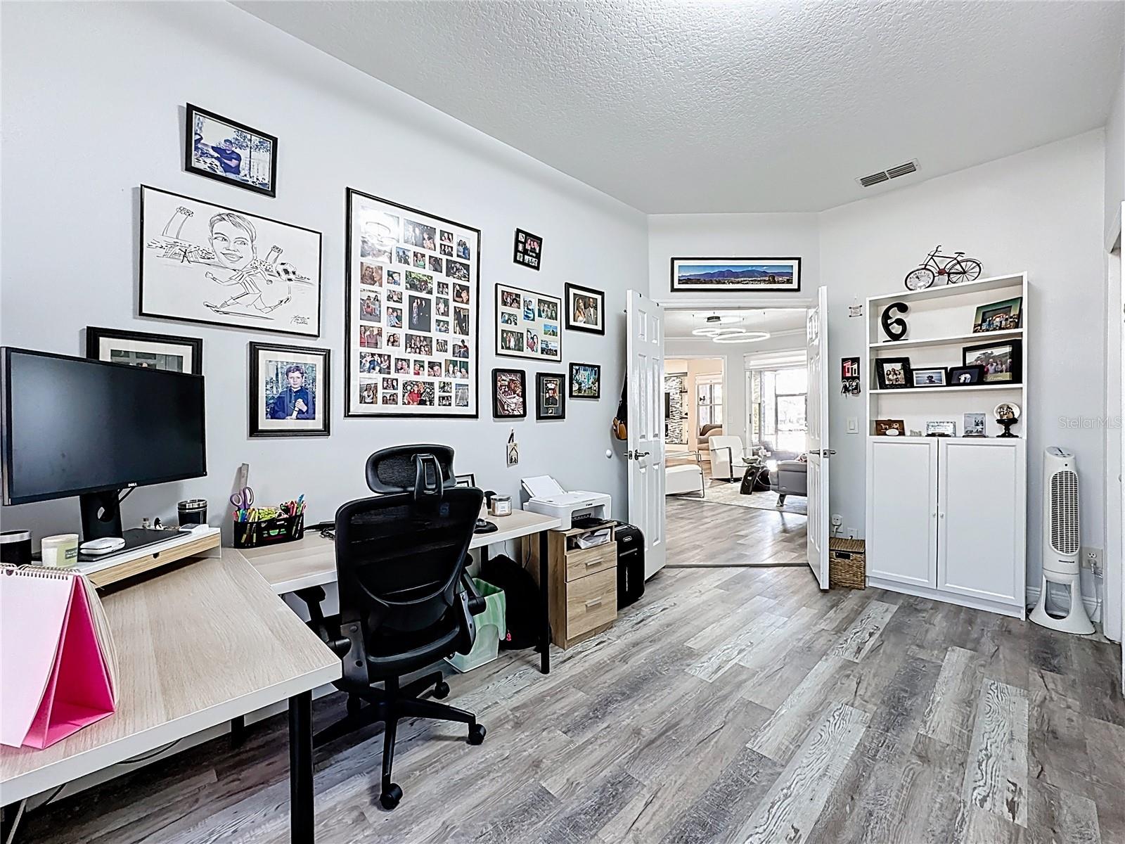 Image 35 of 82 For 14376 Lord Barclay Drive