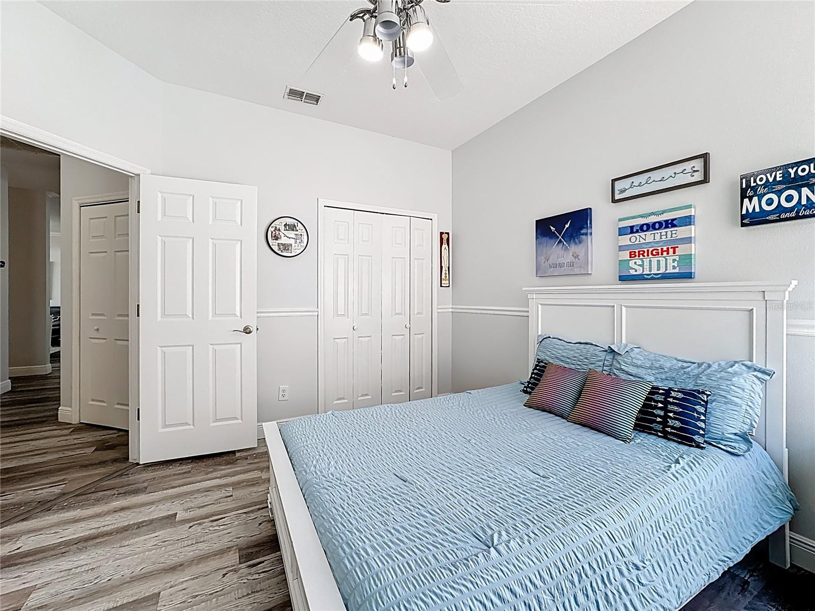 Image 42 of 82 For 14376 Lord Barclay Drive