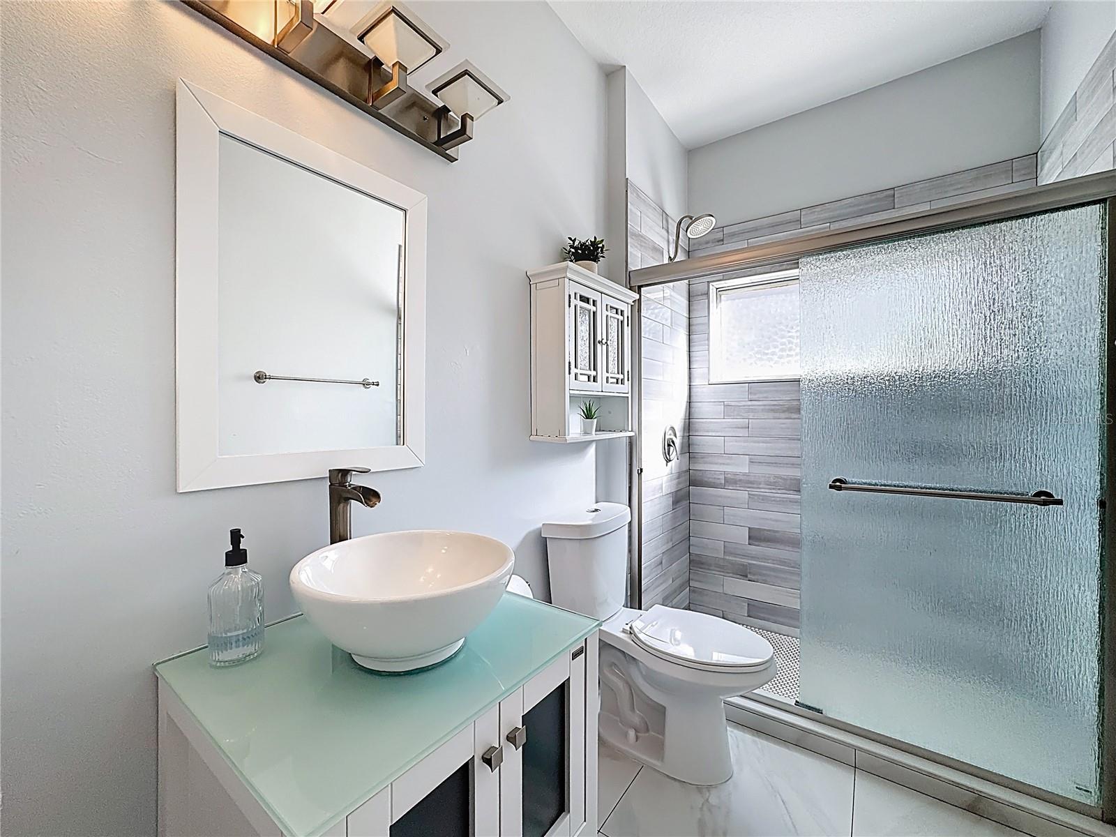 Image 44 of 82 For 14376 Lord Barclay Drive