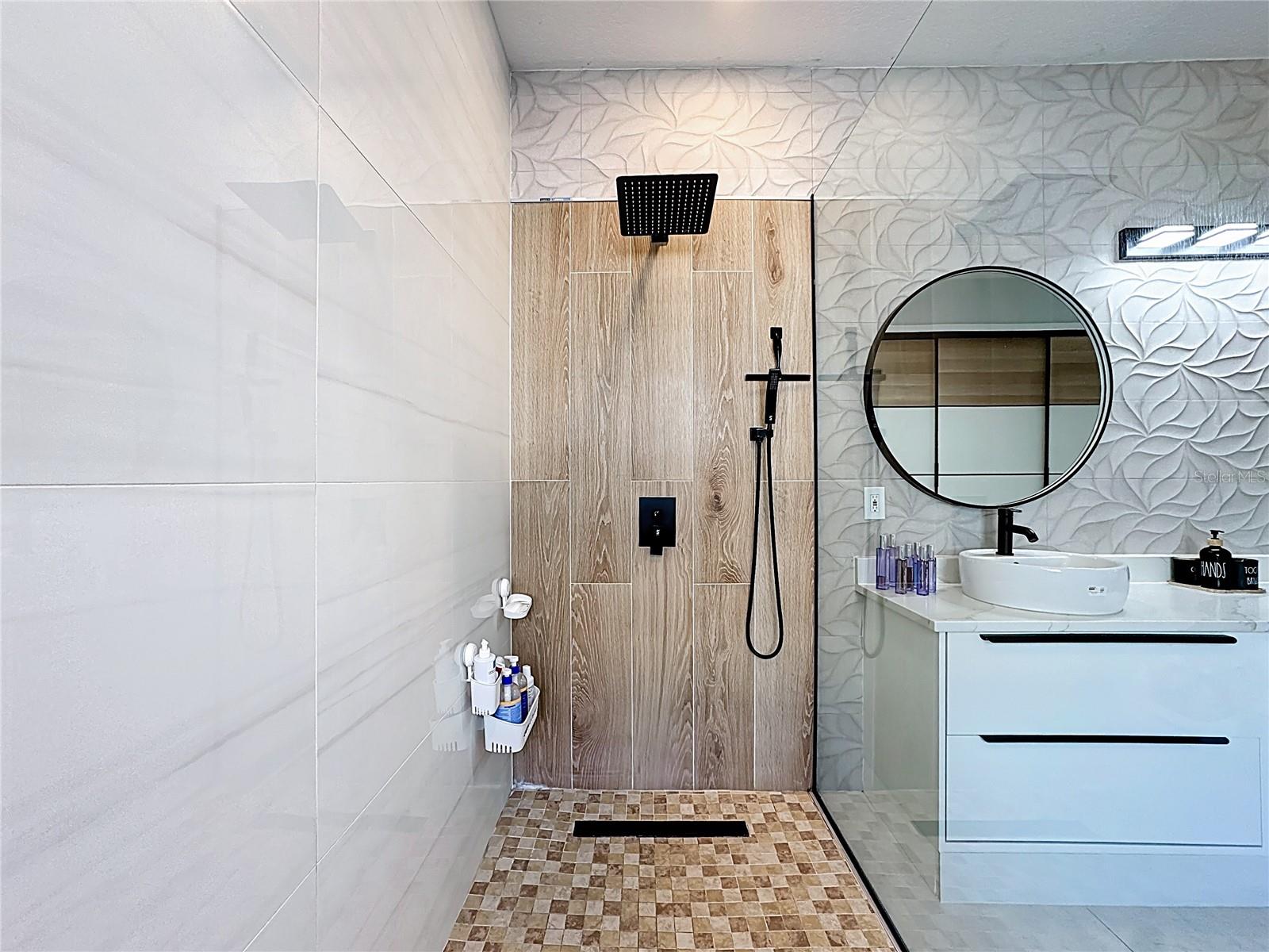 Image 53 of 82 For 14376 Lord Barclay Drive