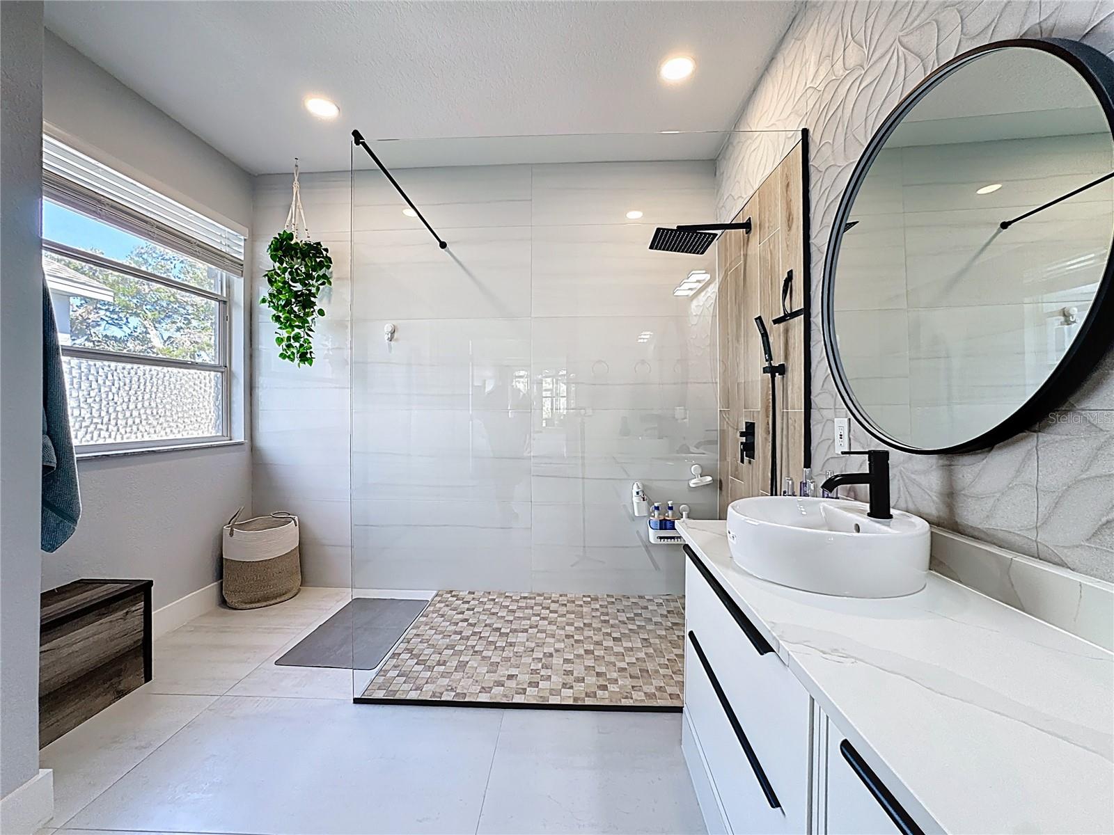 Image 54 of 82 For 14376 Lord Barclay Drive