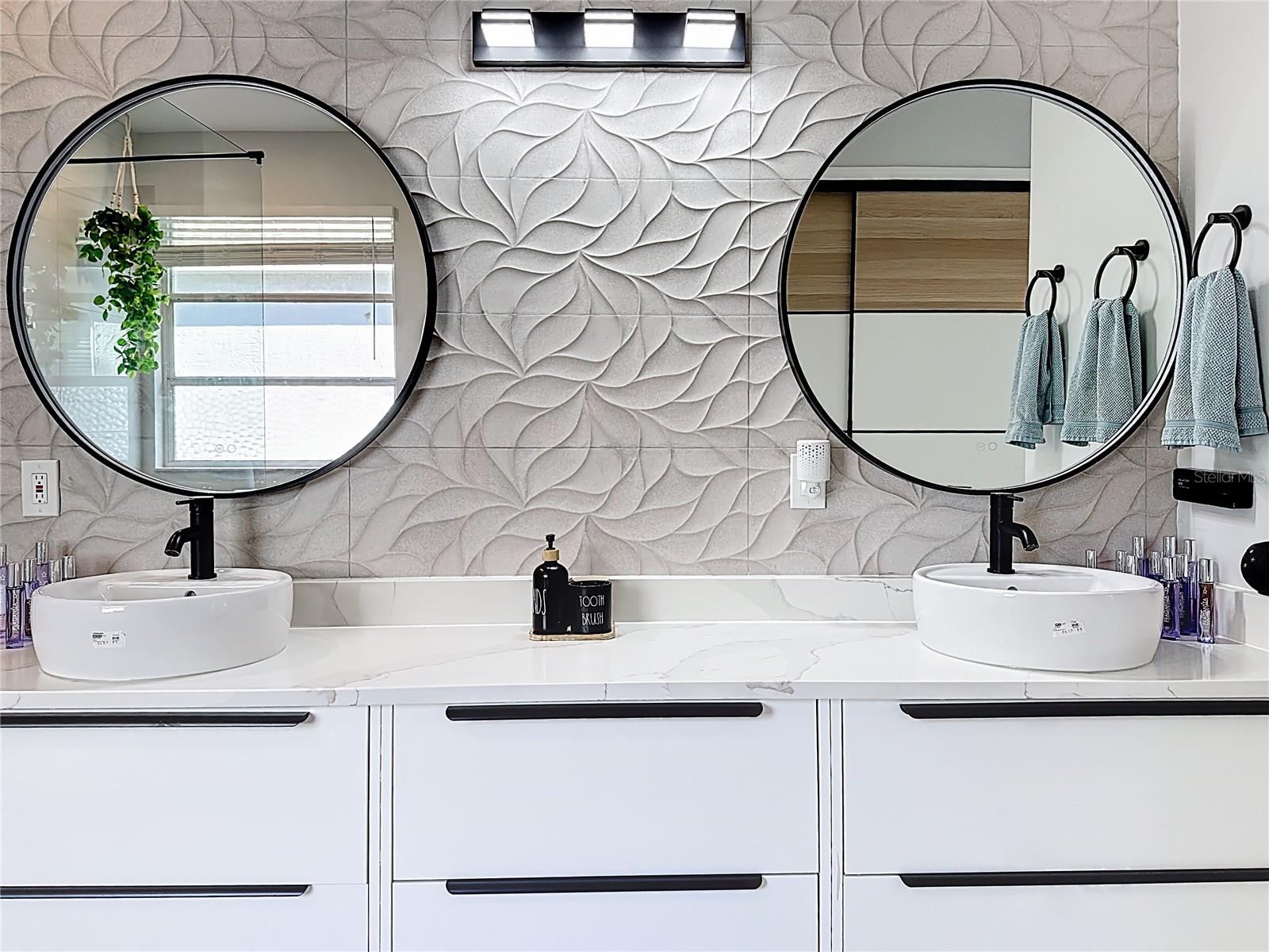 Image 55 of 82 For 14376 Lord Barclay Drive