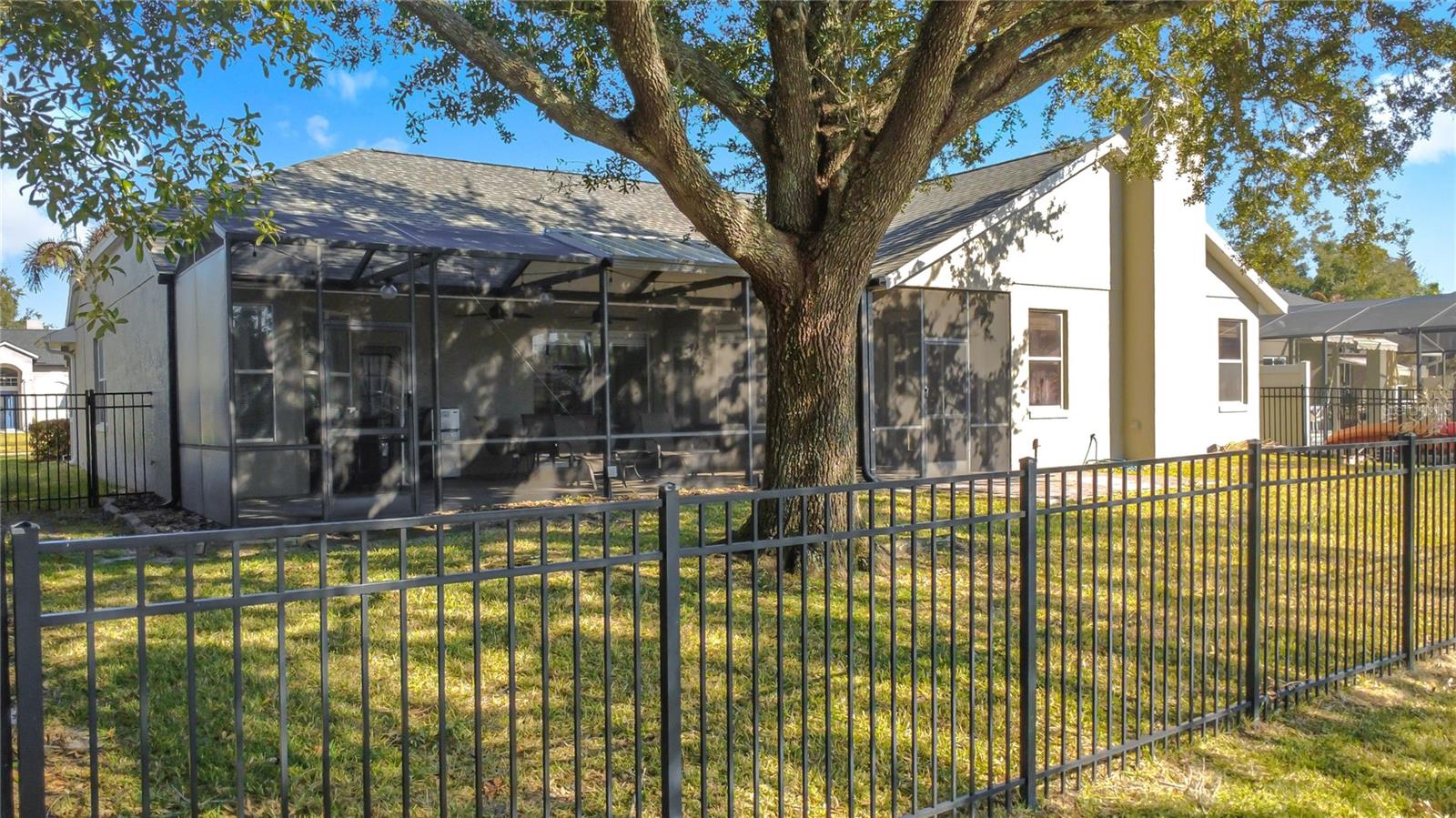 Image 62 of 82 For 14376 Lord Barclay Drive