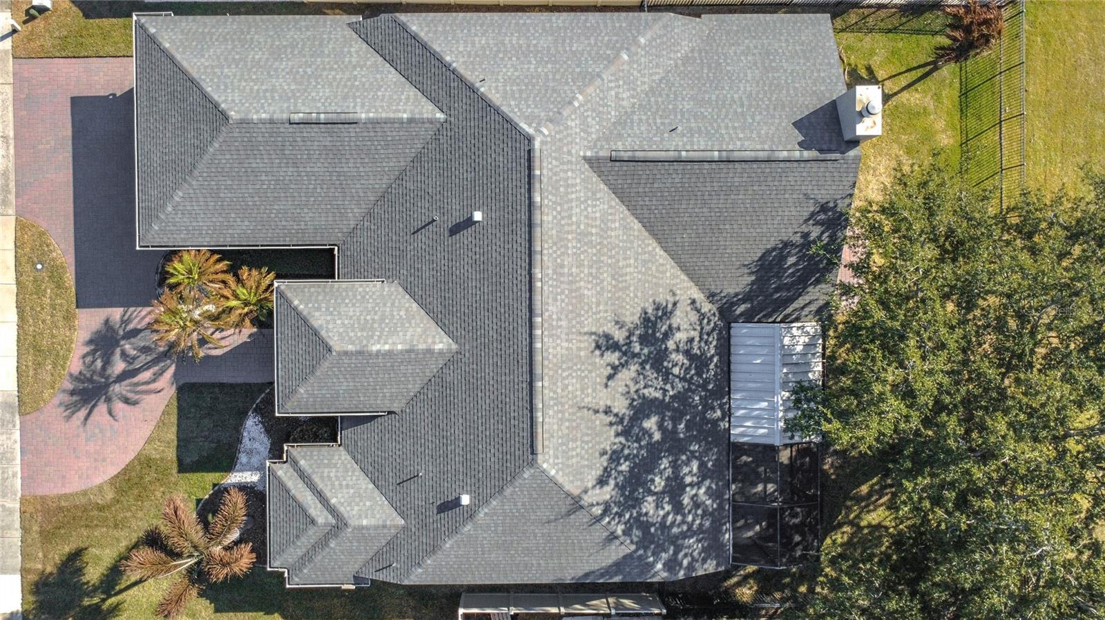 Image 70 of 82 For 14376 Lord Barclay Drive