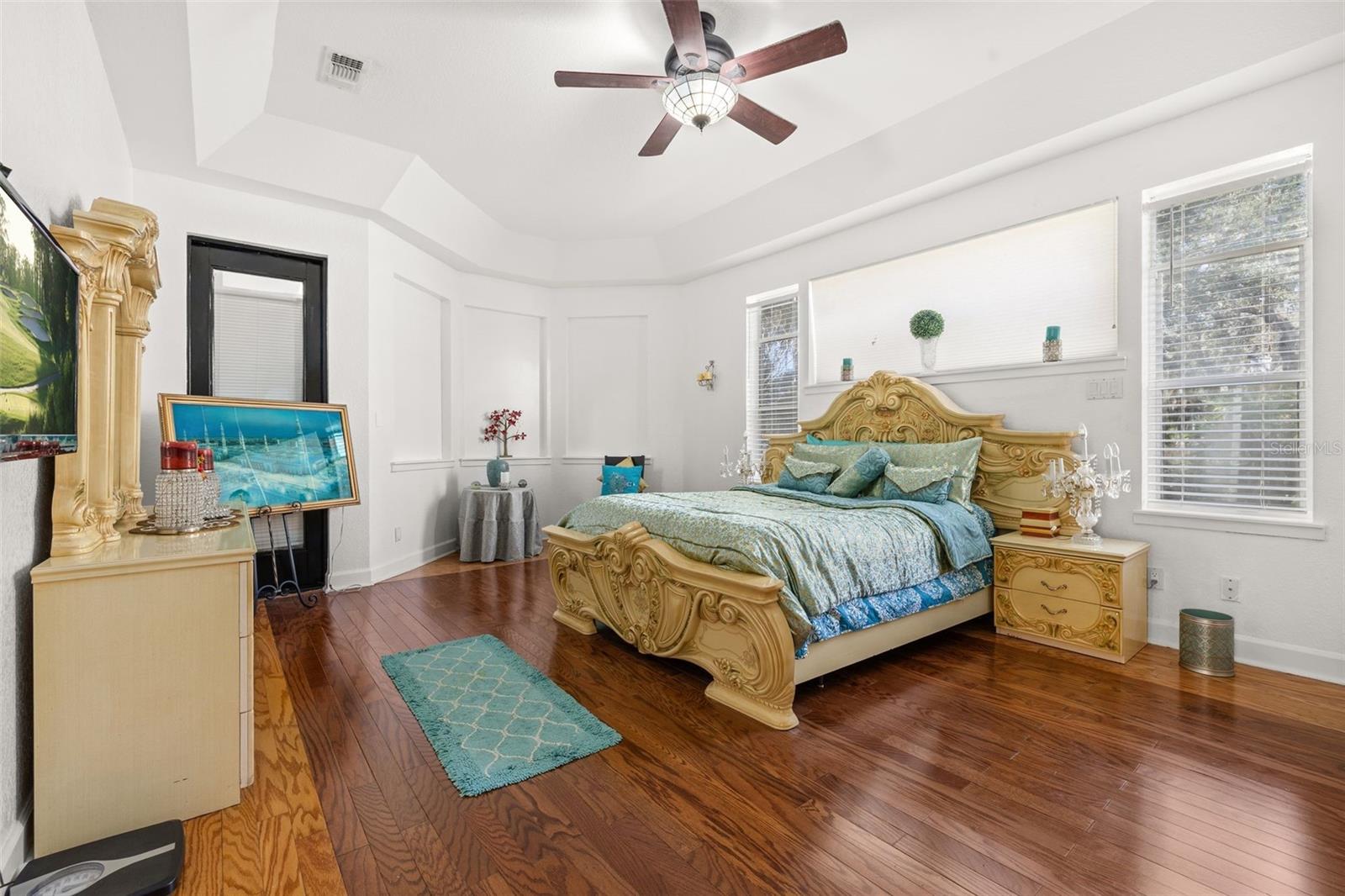 Image 20 of 61 For 2747 Kissimmee Bay Circle