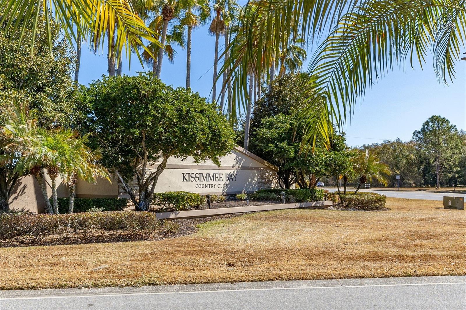 Image 41 of 61 For 2747 Kissimmee Bay Circle