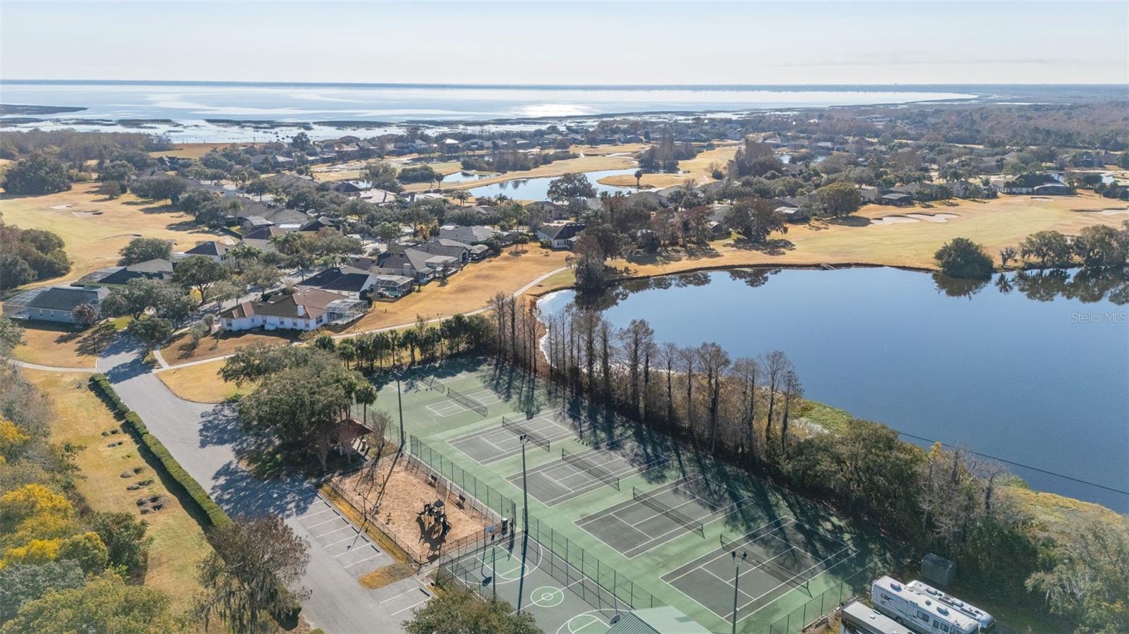 Image 44 of 61 For 2747 Kissimmee Bay Circle