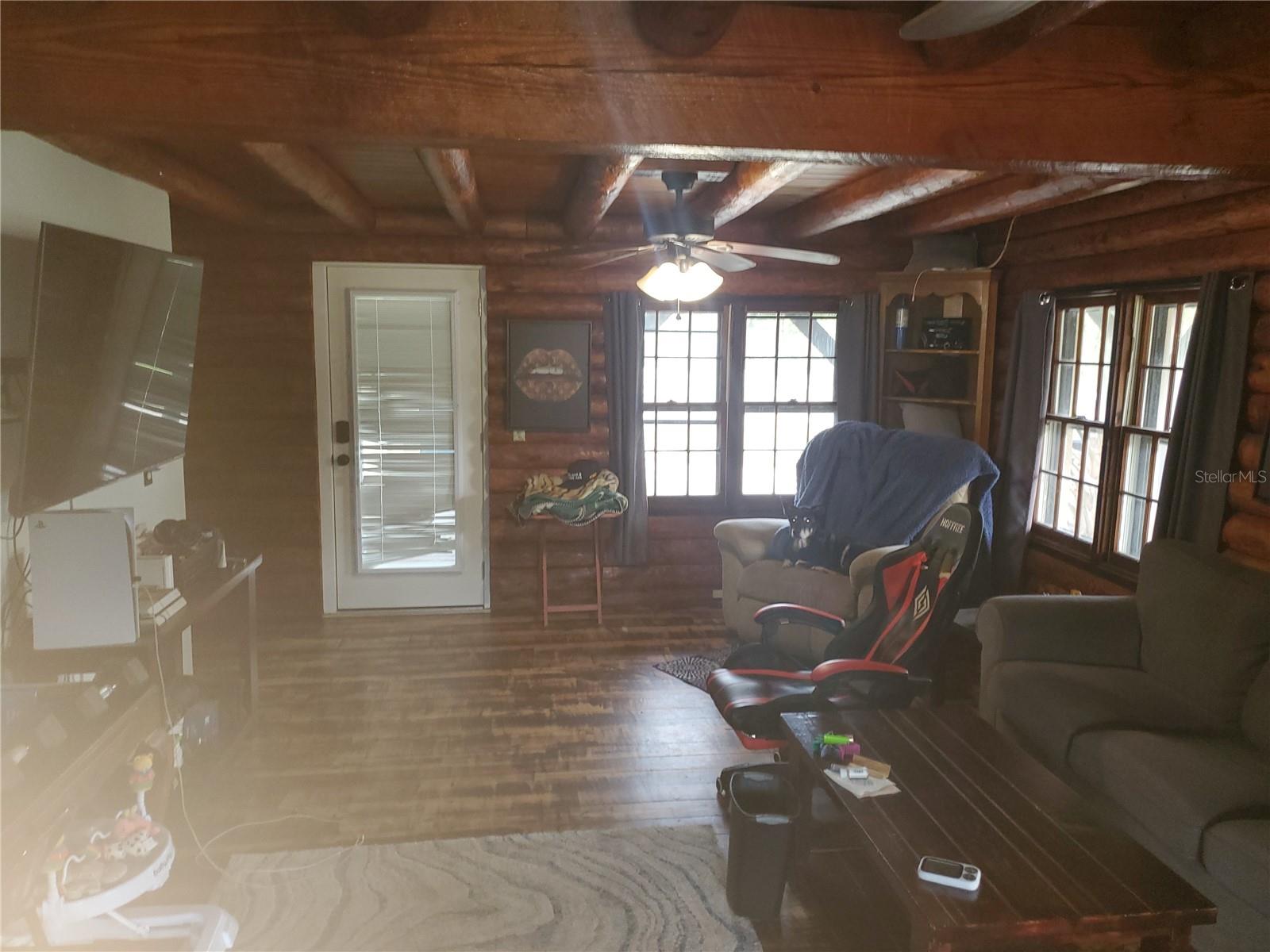 Image 27 of 36 For 3950 Pine Street