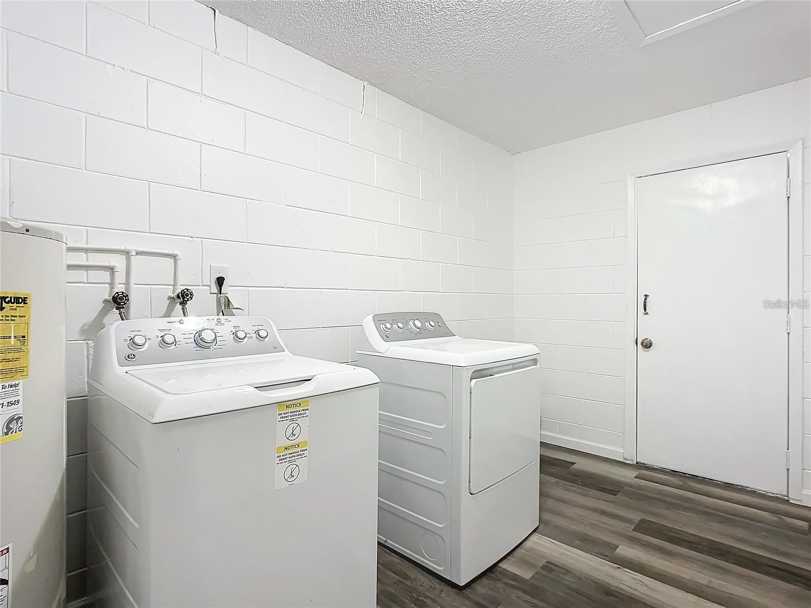 Image 30 of 40 For 11320 Bingham Court