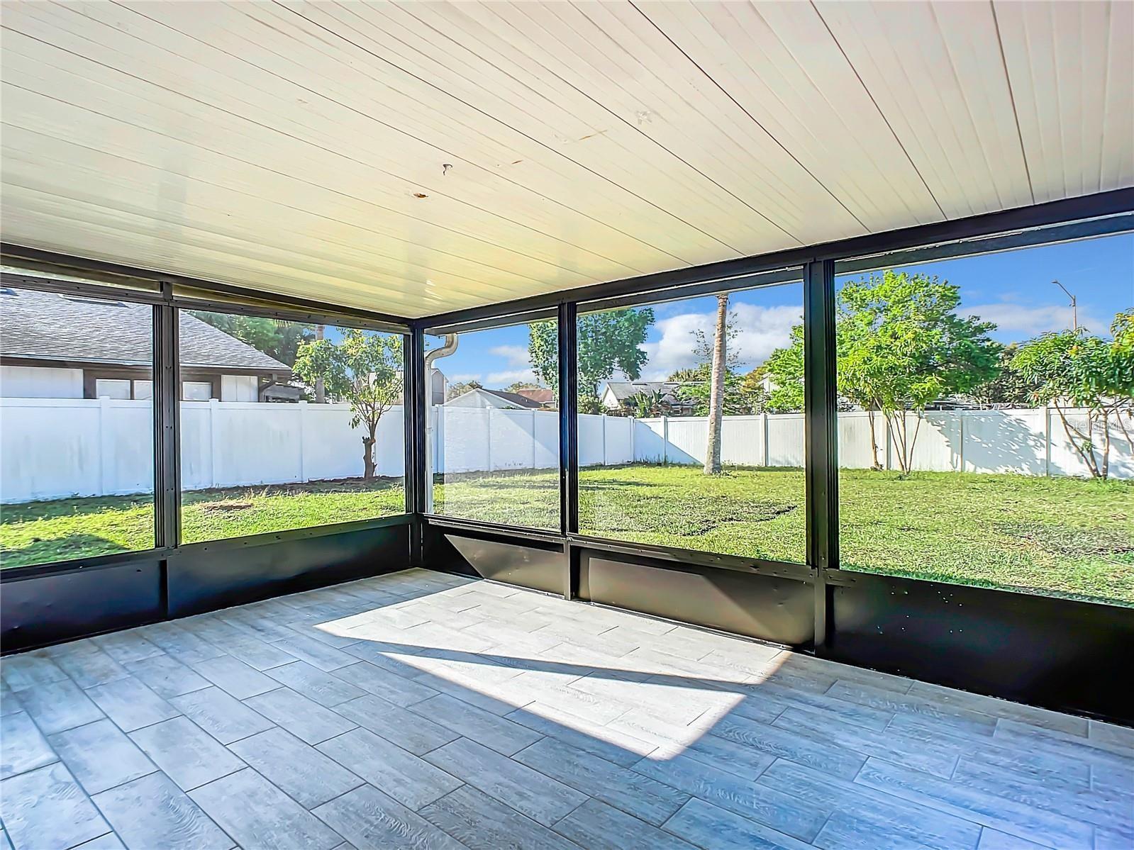 Image 32 of 40 For 11320 Bingham Court