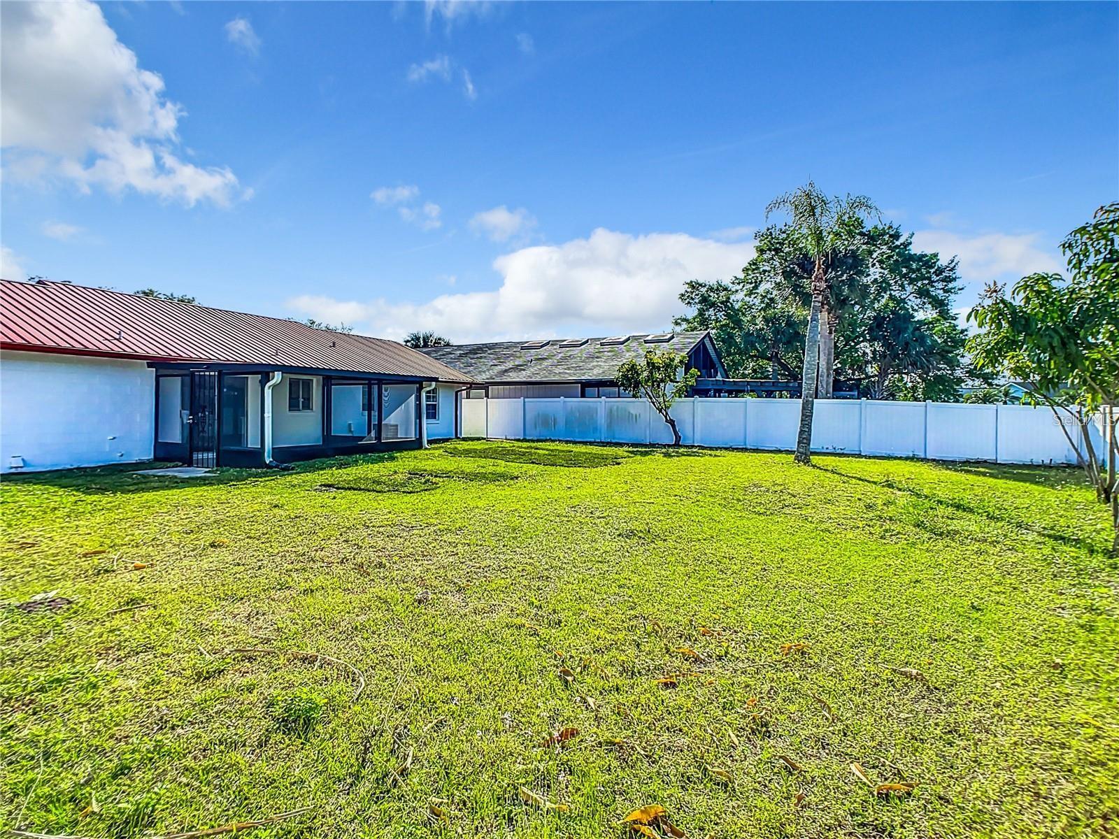 Image 37 of 40 For 11320 Bingham Court