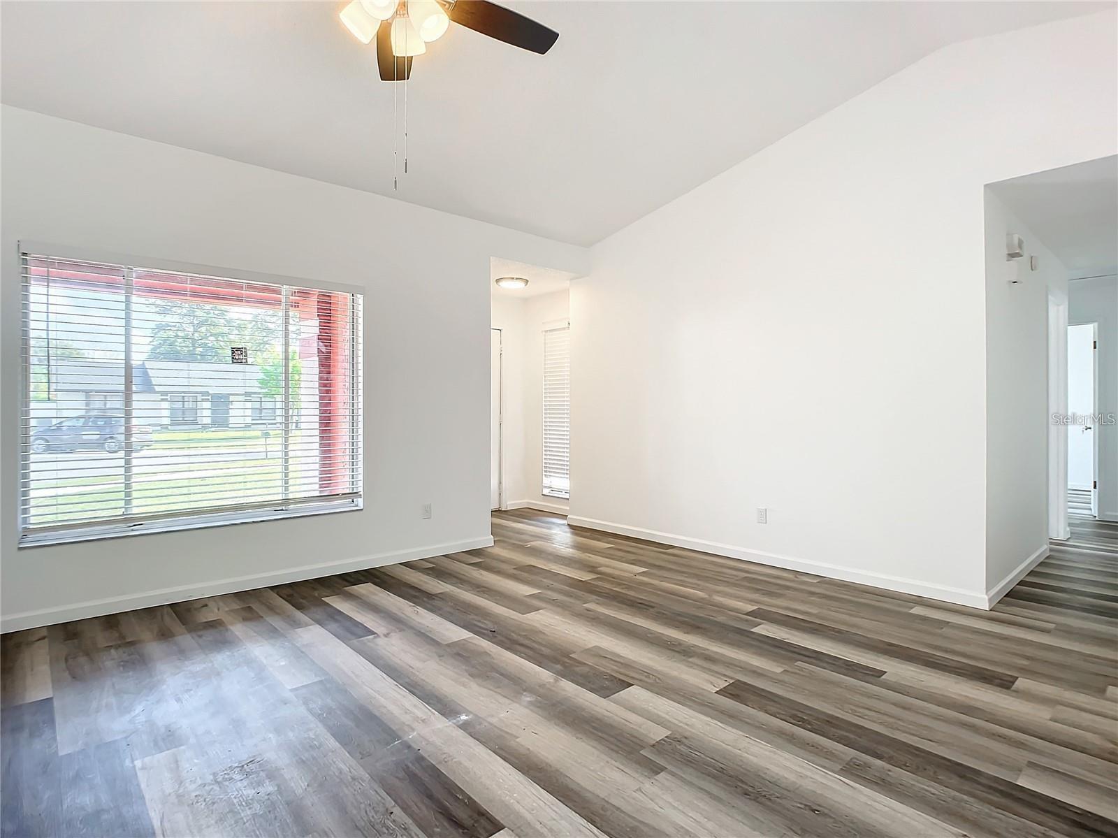 Image 8 of 40 For 11320 Bingham Court