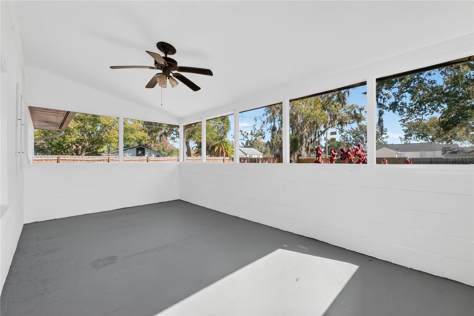 Image 33 of 33 For 709 Dillingham Ave