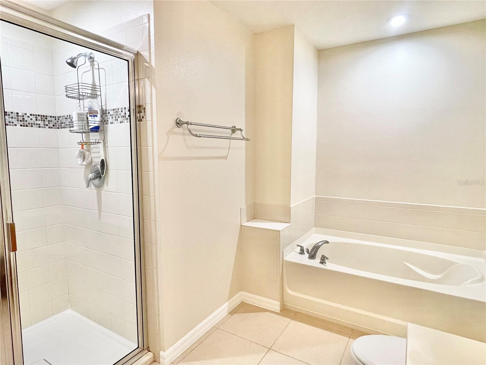 Image 20 of 35 For 9475 Randal Park Boulevard