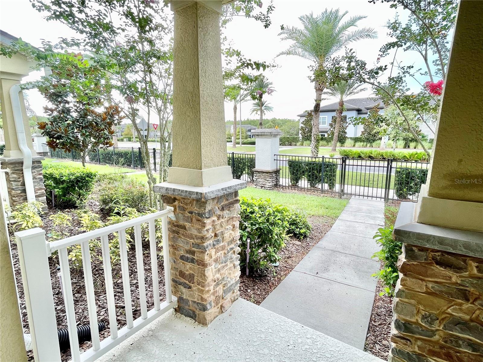 Image 4 of 35 For 9475 Randal Park Boulevard