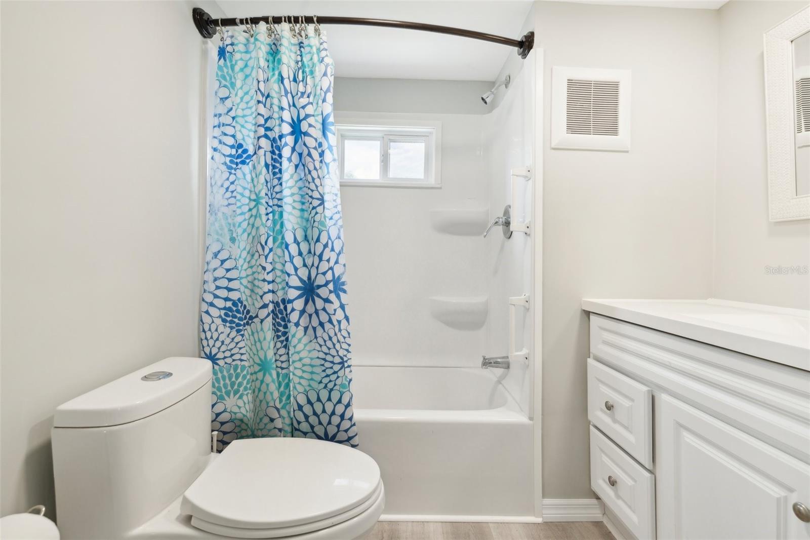 Image 18 of 30 For 1600 Old Coachman Road 303