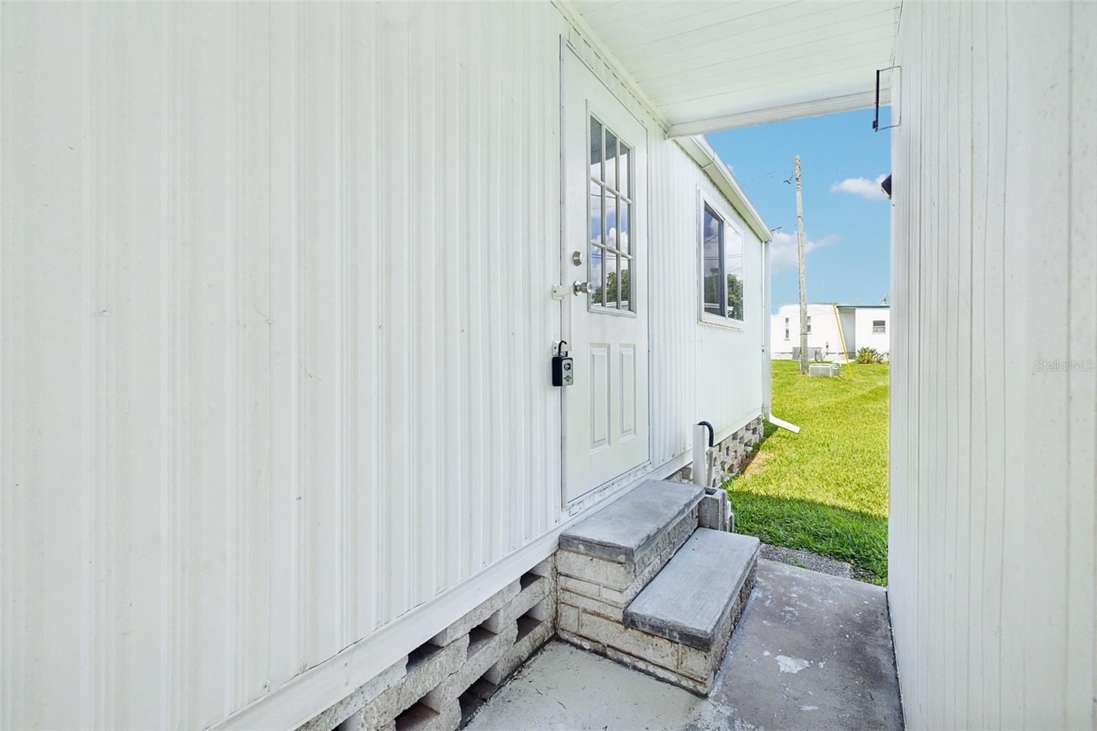 Image 25 of 30 For 1600 Old Coachman Road 303