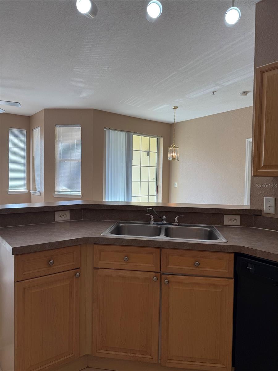 Image 12 of 66 For 413 Terrace Ridge Circle 413