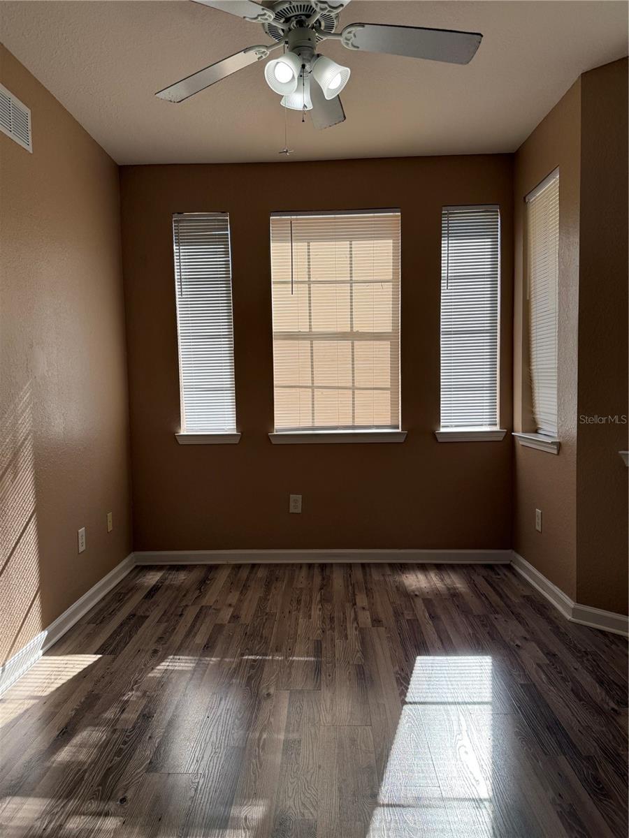 Image 21 of 66 For 413 Terrace Ridge Circle 413