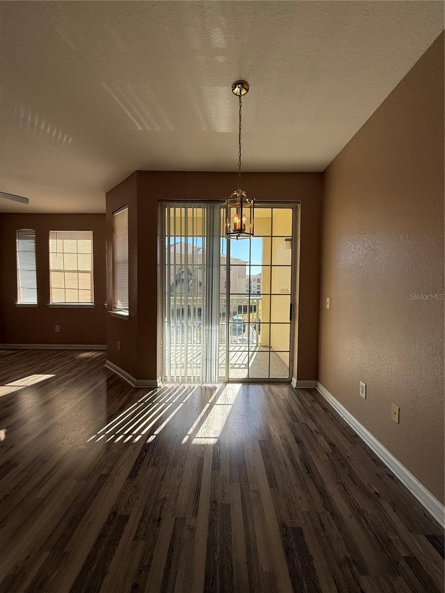 Image 23 of 66 For 413 Terrace Ridge Circle 413