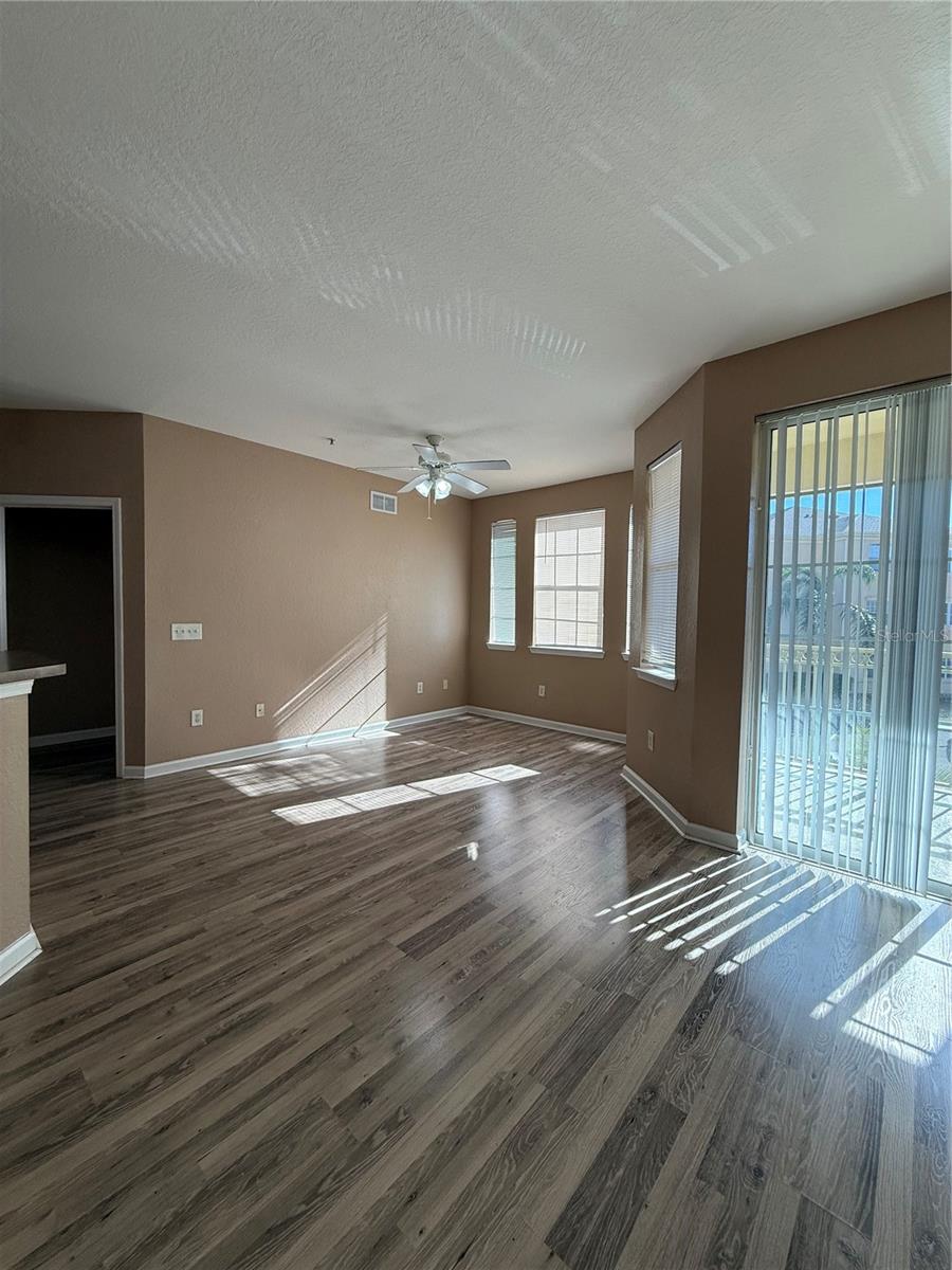 Image 24 of 66 For 413 Terrace Ridge Circle 413