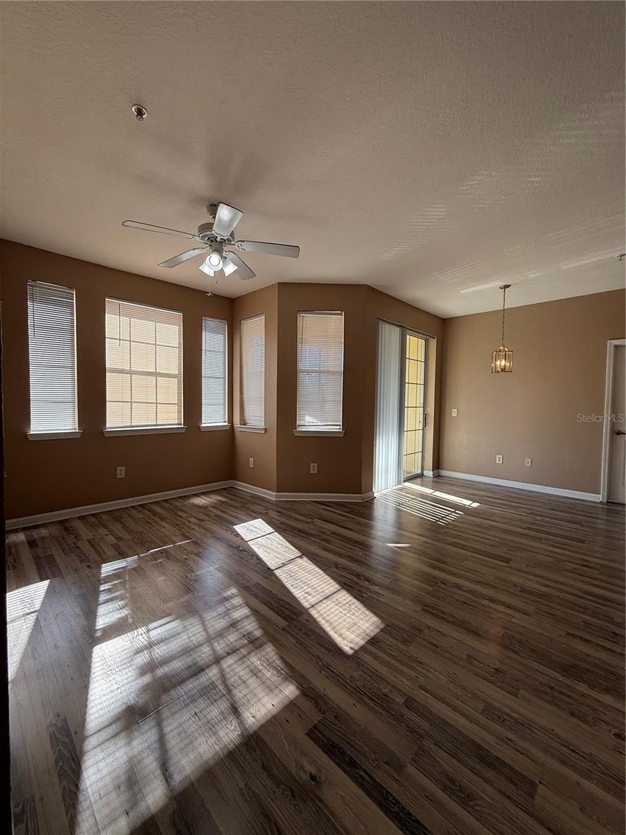 Image 27 of 66 For 413 Terrace Ridge Circle 413