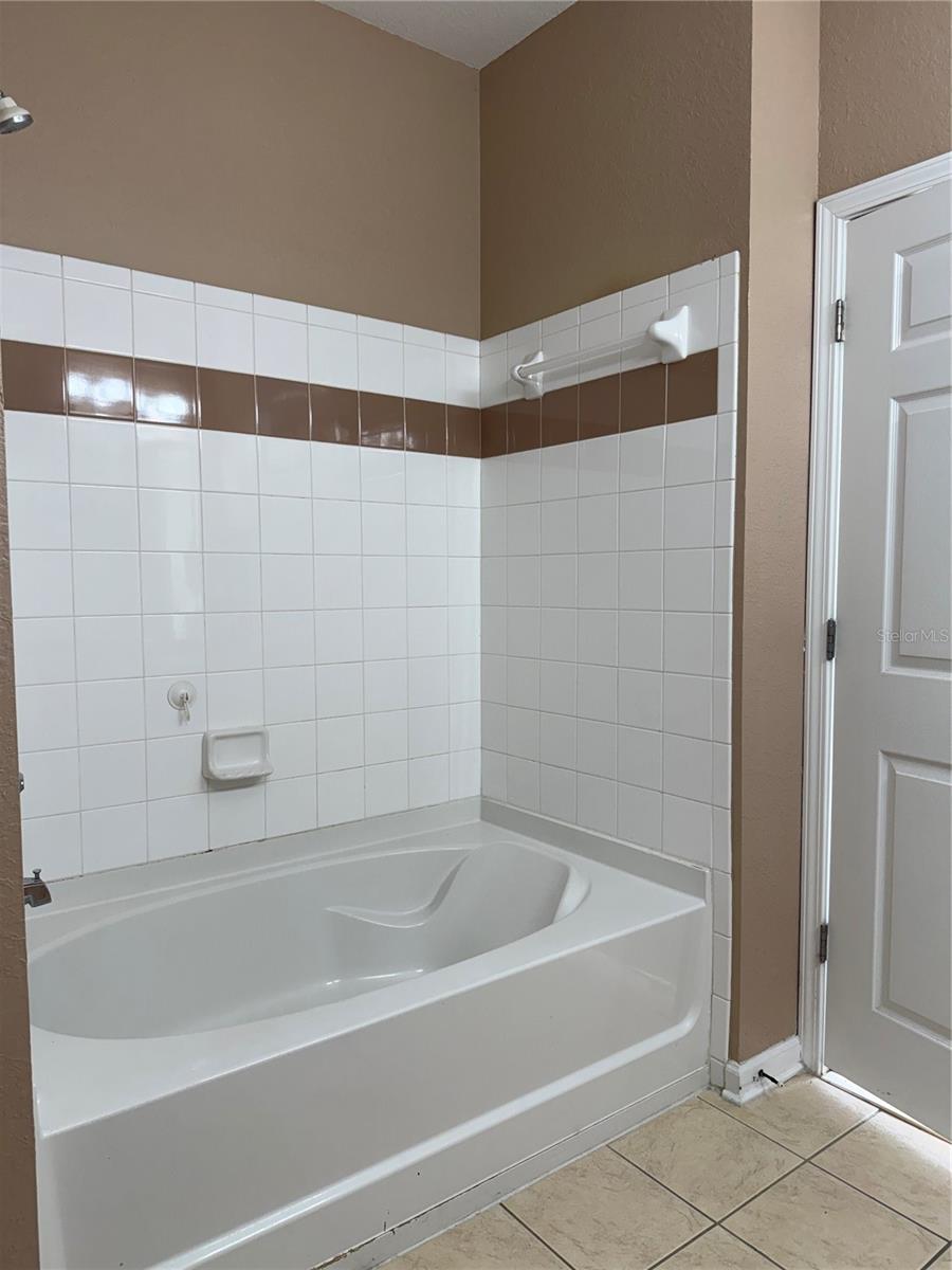 Image 48 of 66 For 413 Terrace Ridge Circle 413