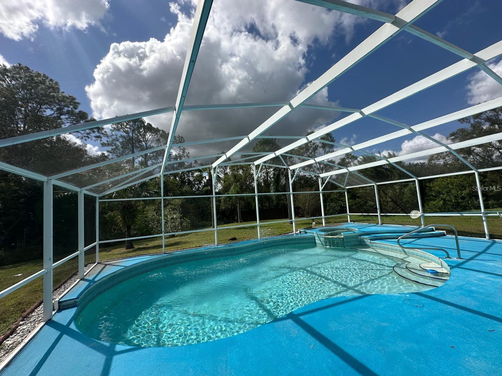 Image 27 of 30 For 548 Eagle Pointe