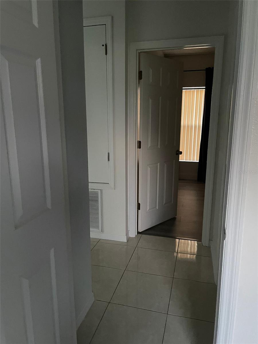 Image 5 of 13 For 1051 Dudley Drive