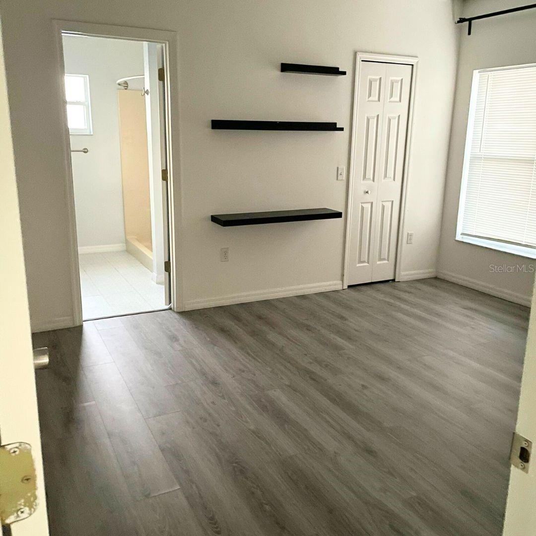 Image 7 of 13 For 1051 Dudley Drive