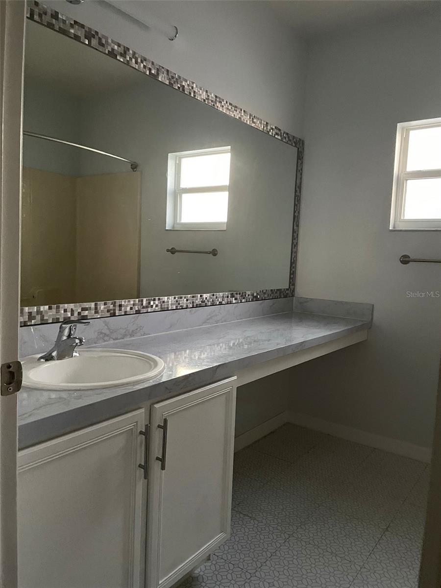 Image 8 of 13 For 1051 Dudley Drive