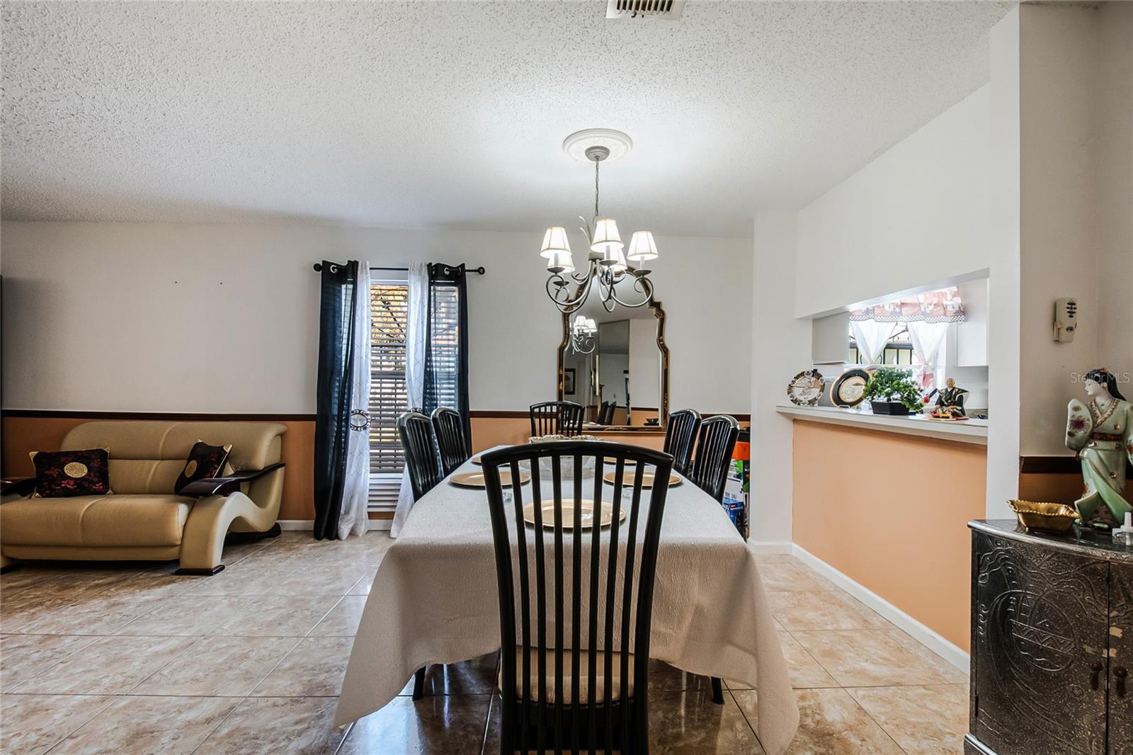 Image 15 of 45 For 2121 Paprika Drive