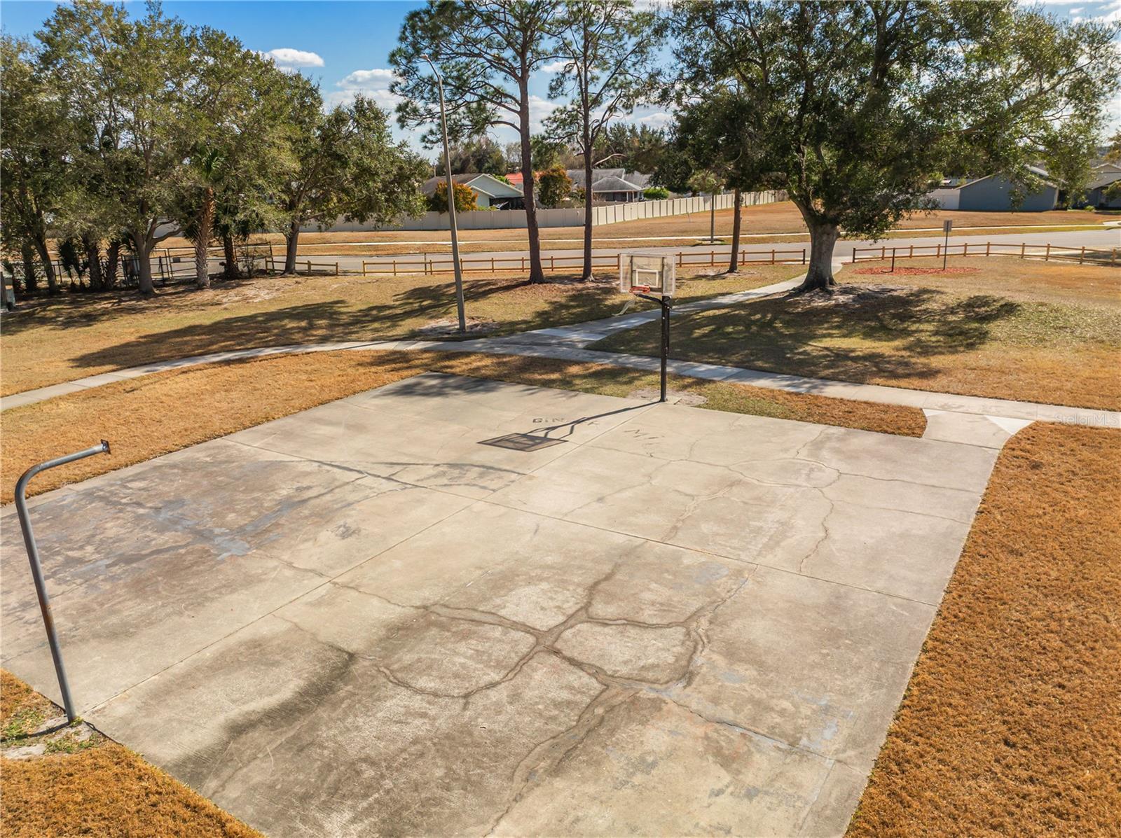 Image 43 of 45 For 2121 Paprika Drive