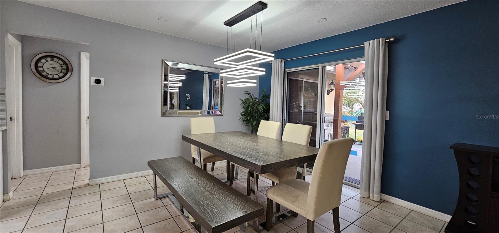 Image 15 of 48 For 10123 Fairtree Lane