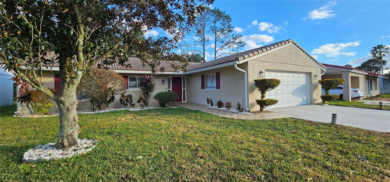 Image 3 of 48 For 10123 Fairtree Lane