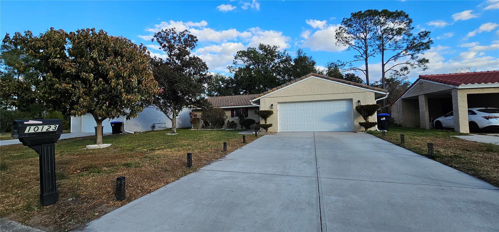 Image 7 of 48 For 10123 Fairtree Lane