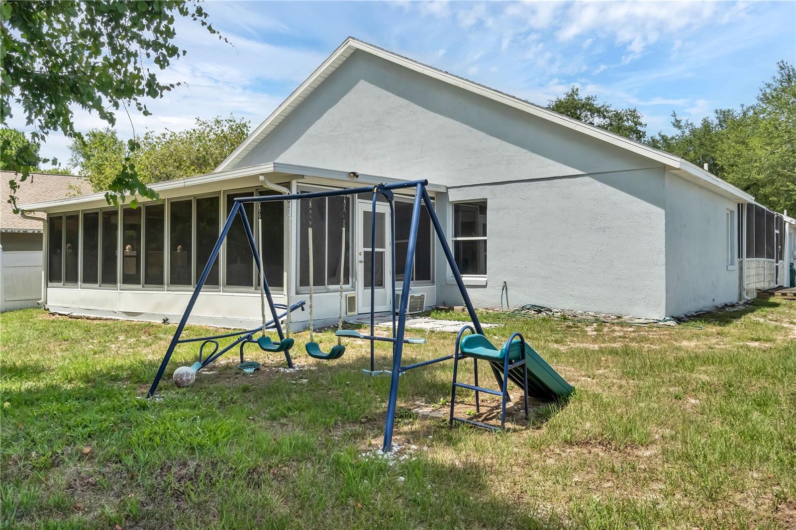 Image 34 of 45 For 247 Oak Chase Place