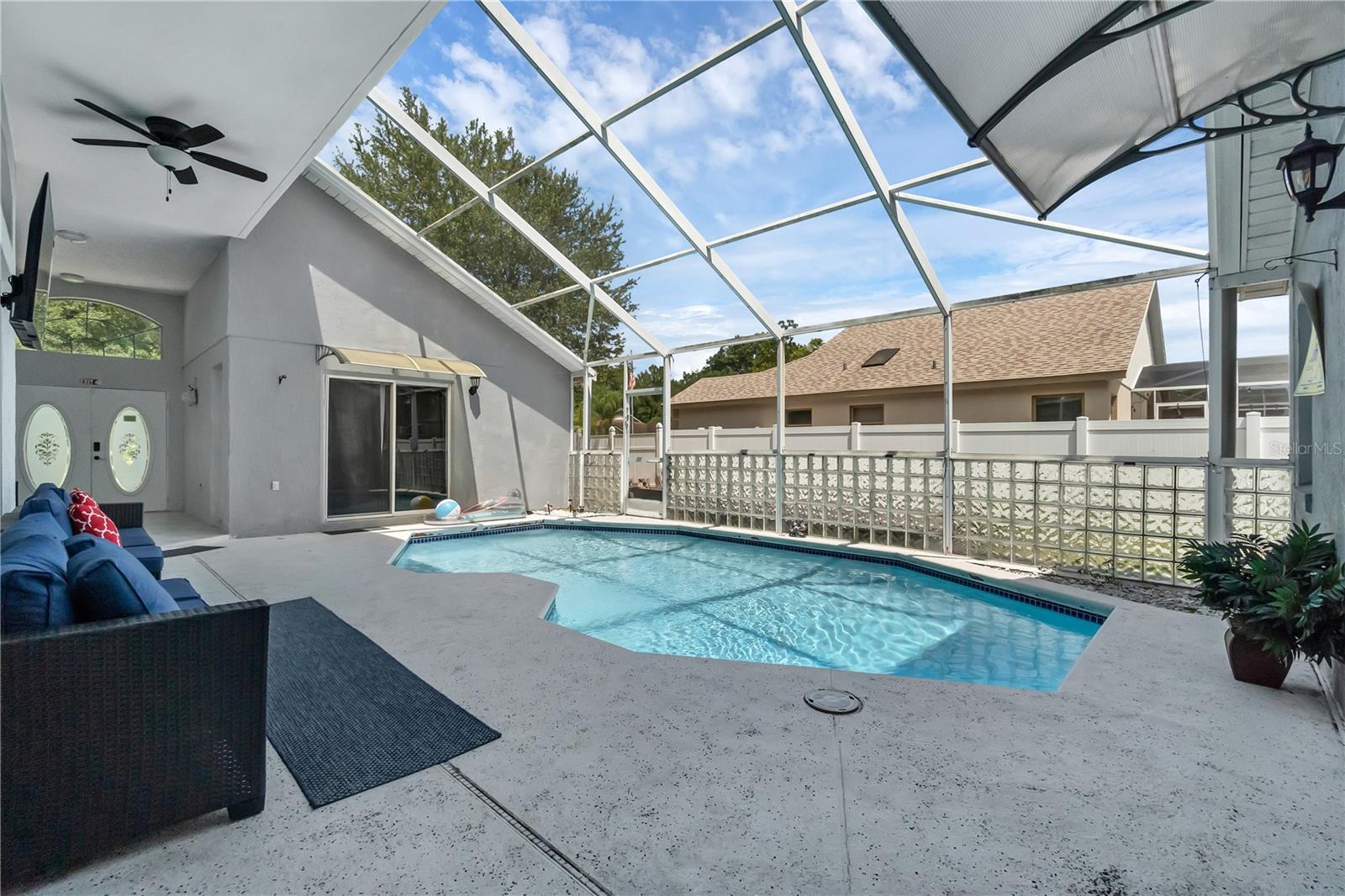 Image 35 of 45 For 247 Oak Chase Place