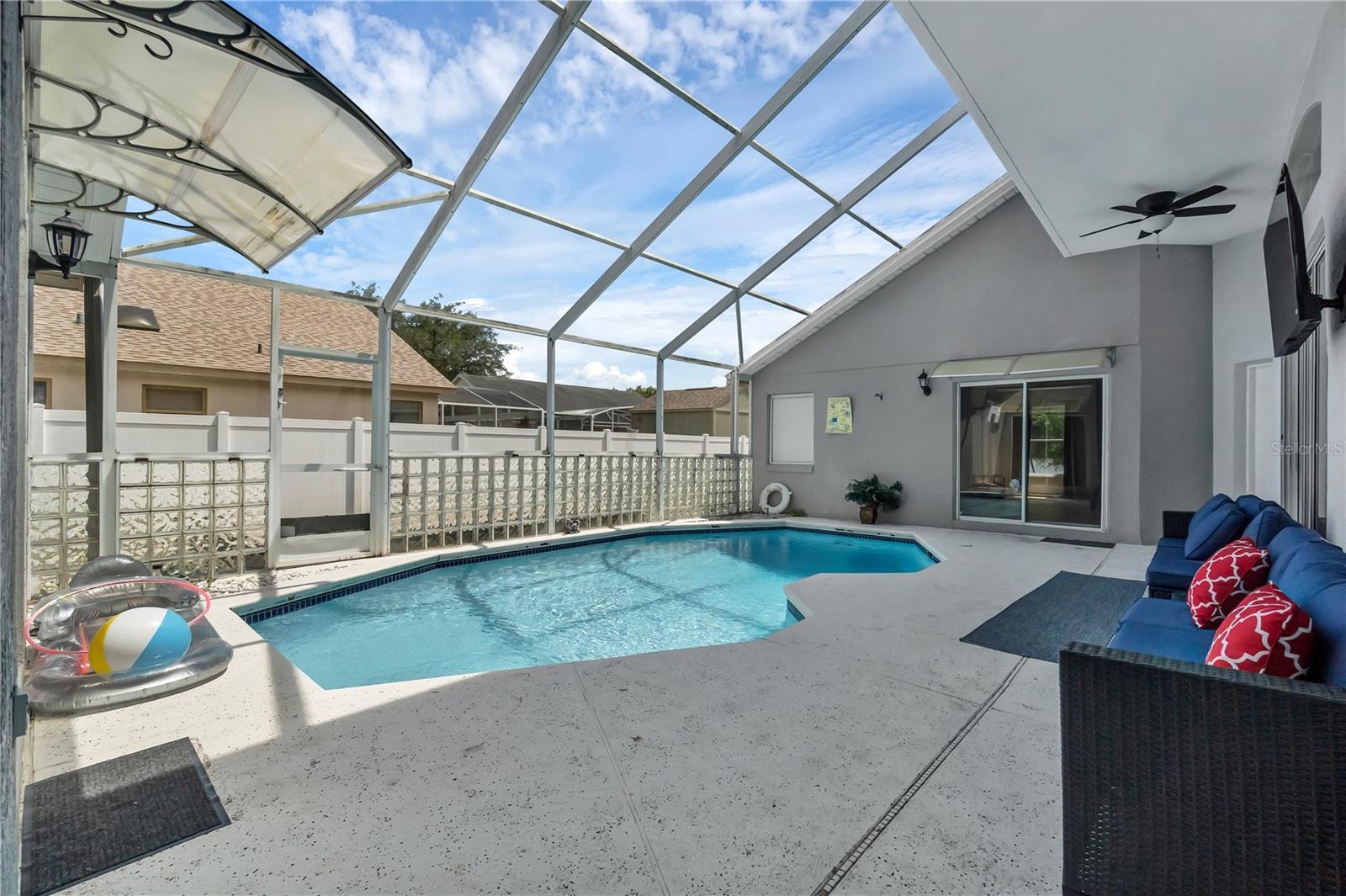 Image 37 of 45 For 247 Oak Chase Place