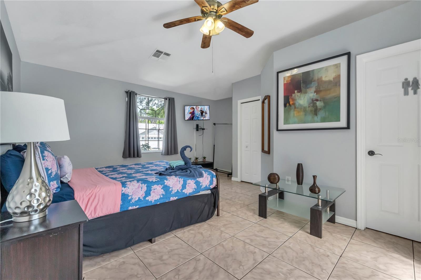 Image 38 of 45 For 247 Oak Chase Place