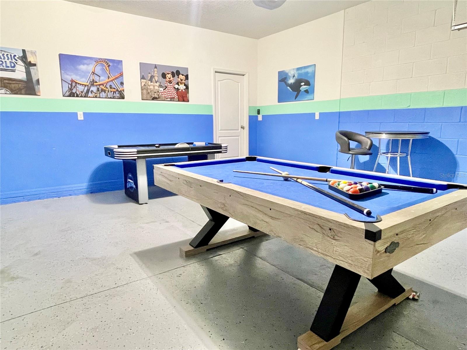 Image 18 of 44 For 6049 Broad Oak Drive