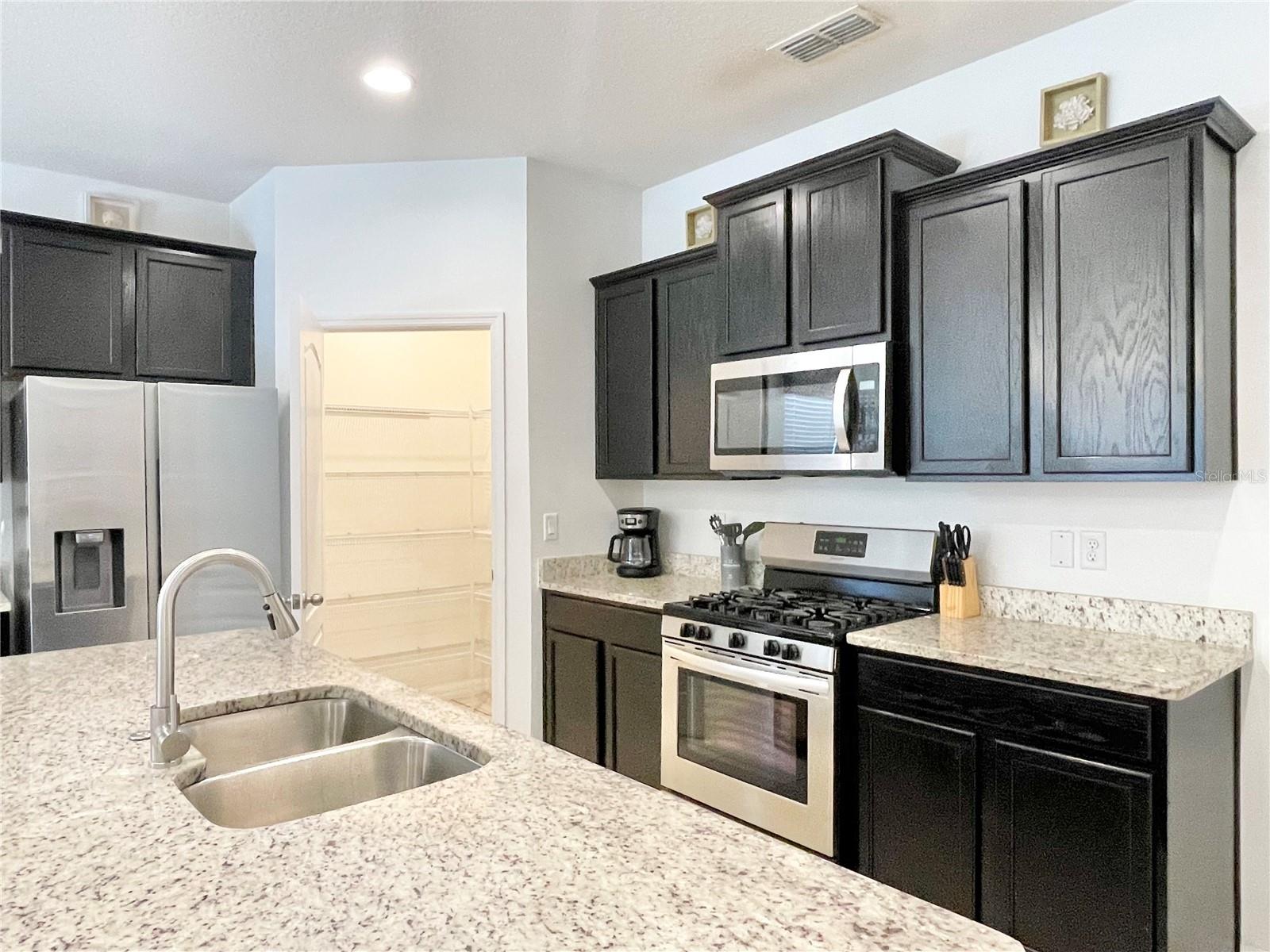 Image 6 of 44 For 6049 Broad Oak Drive